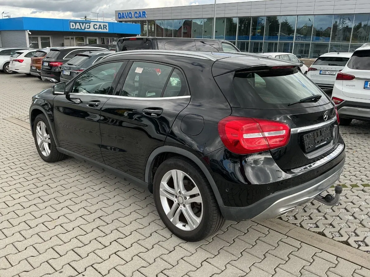 Mercedes-Benz GLA - Náhled 2
