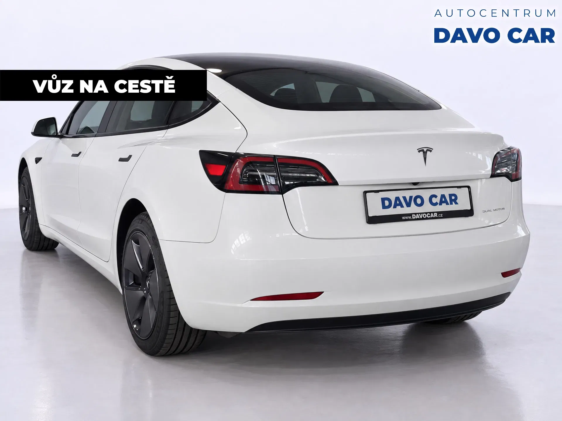 Tesla Model 3 - Náhled 2