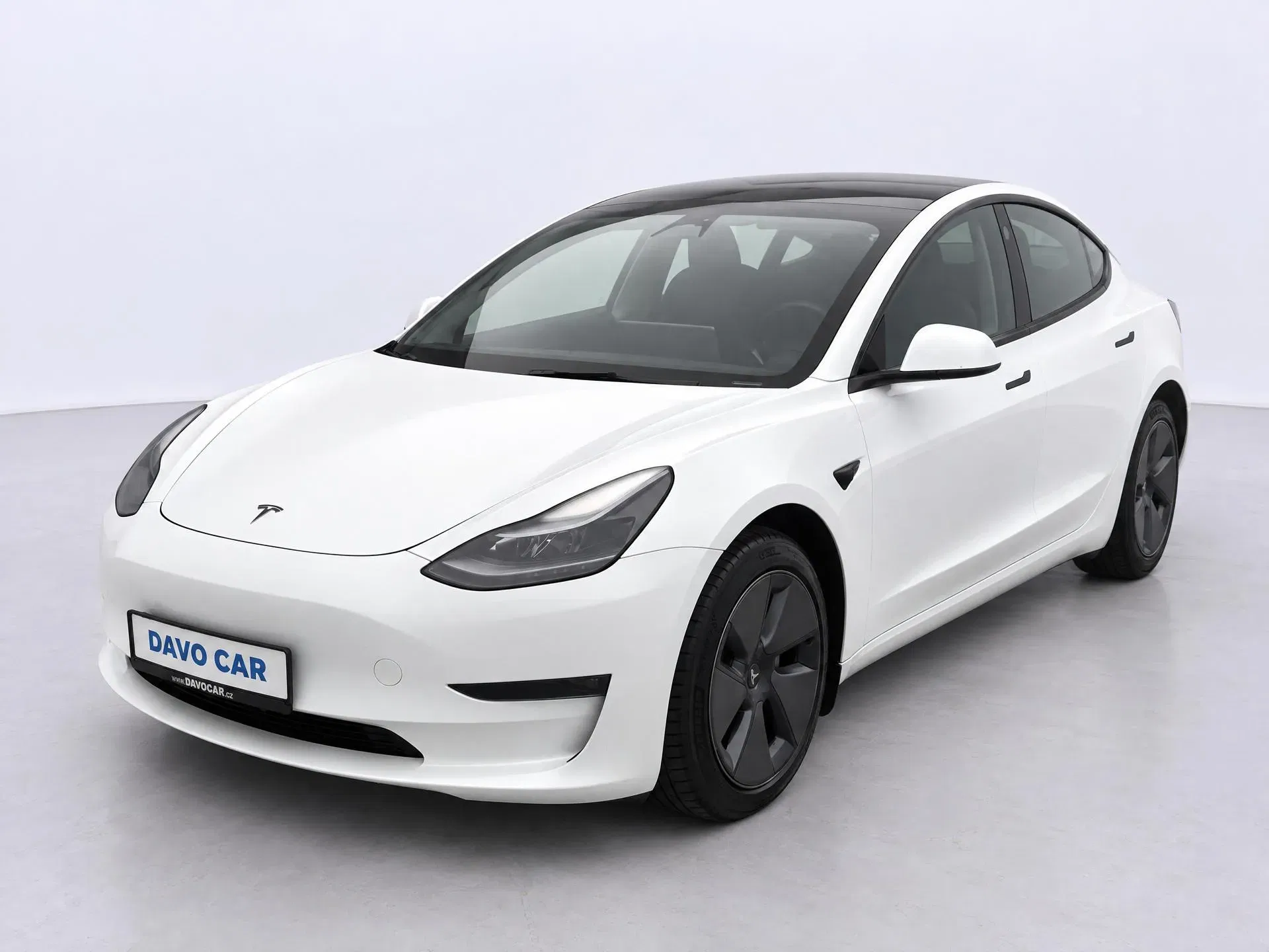 Tesla Model 3 - Náhled 3