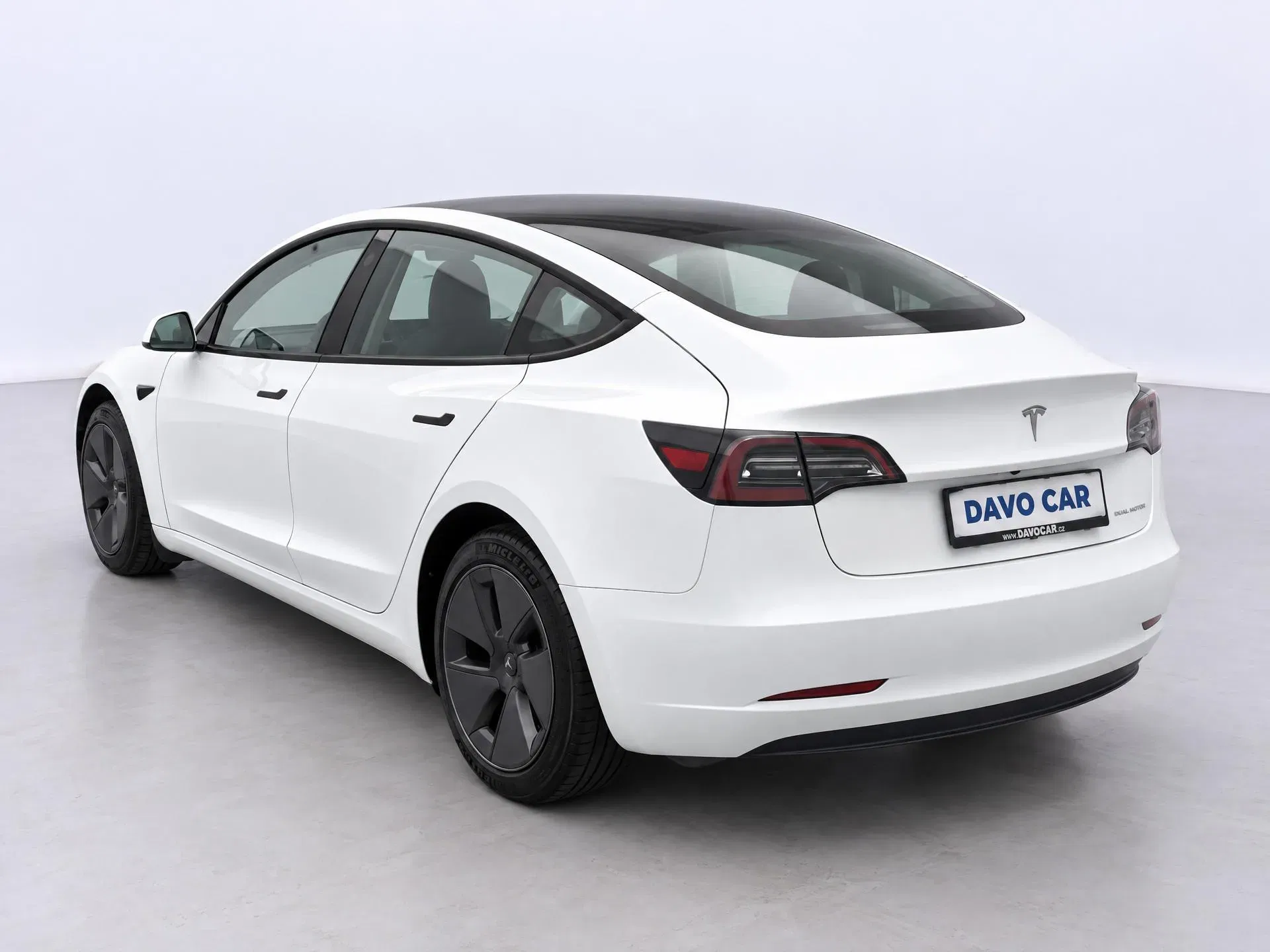 Tesla Model 3 - Náhled 5
