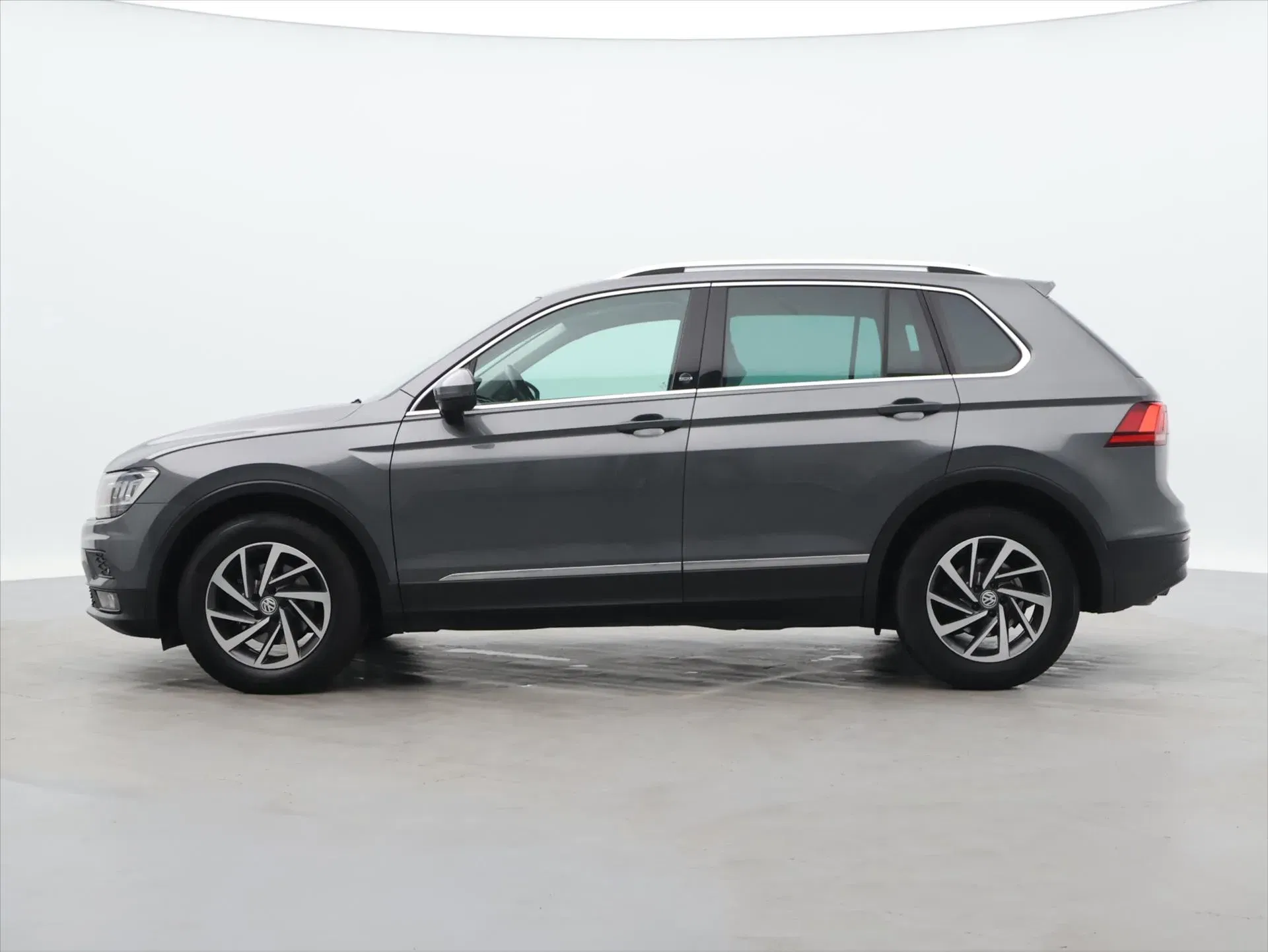 Volkswagen Tiguan - Náhled 4