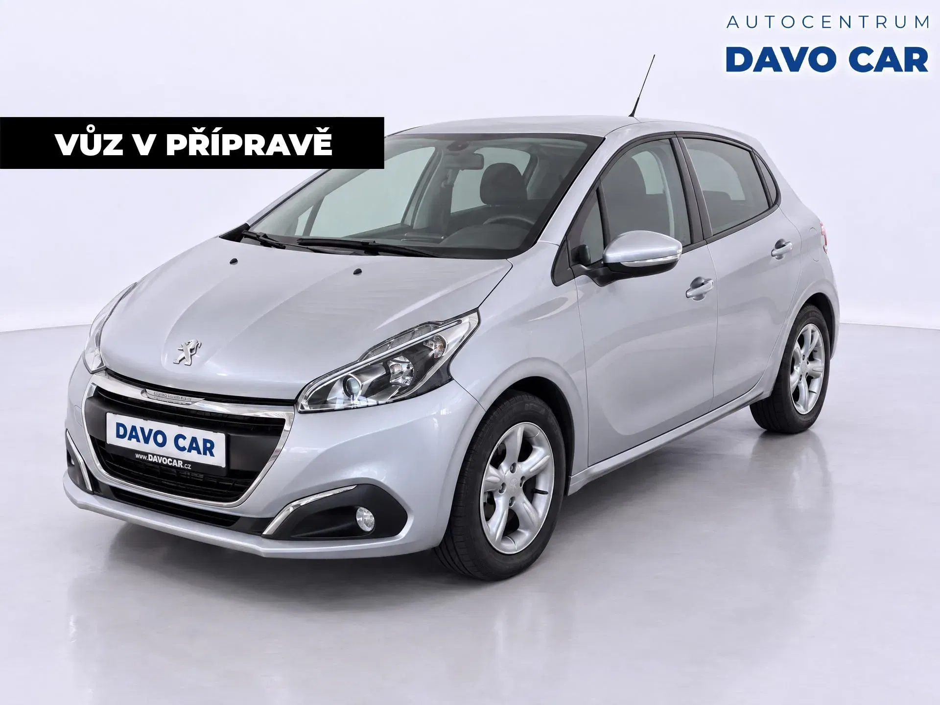 Peugeot 208 - Obrázek 1