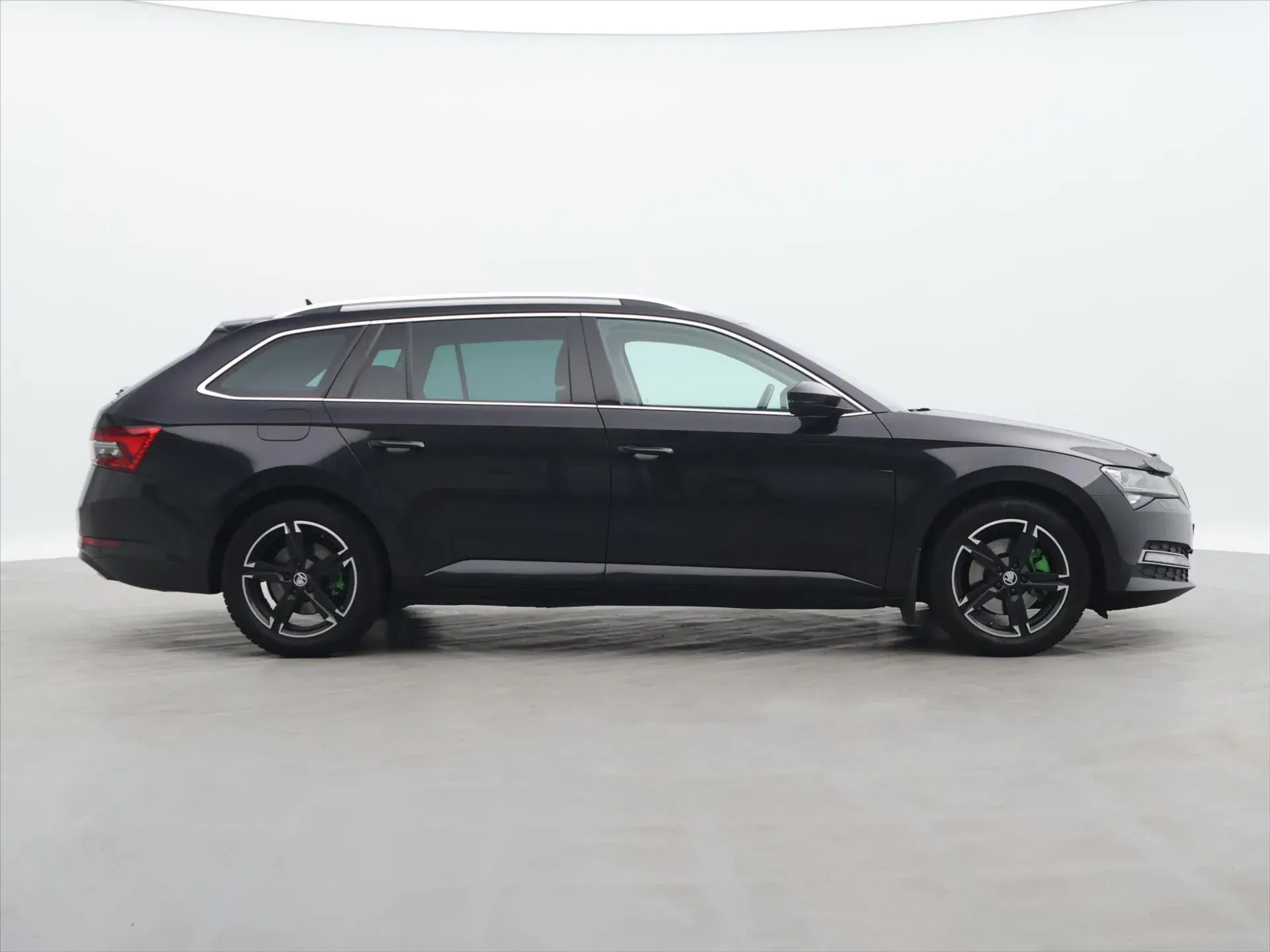 Škoda Superb - Náhled 8