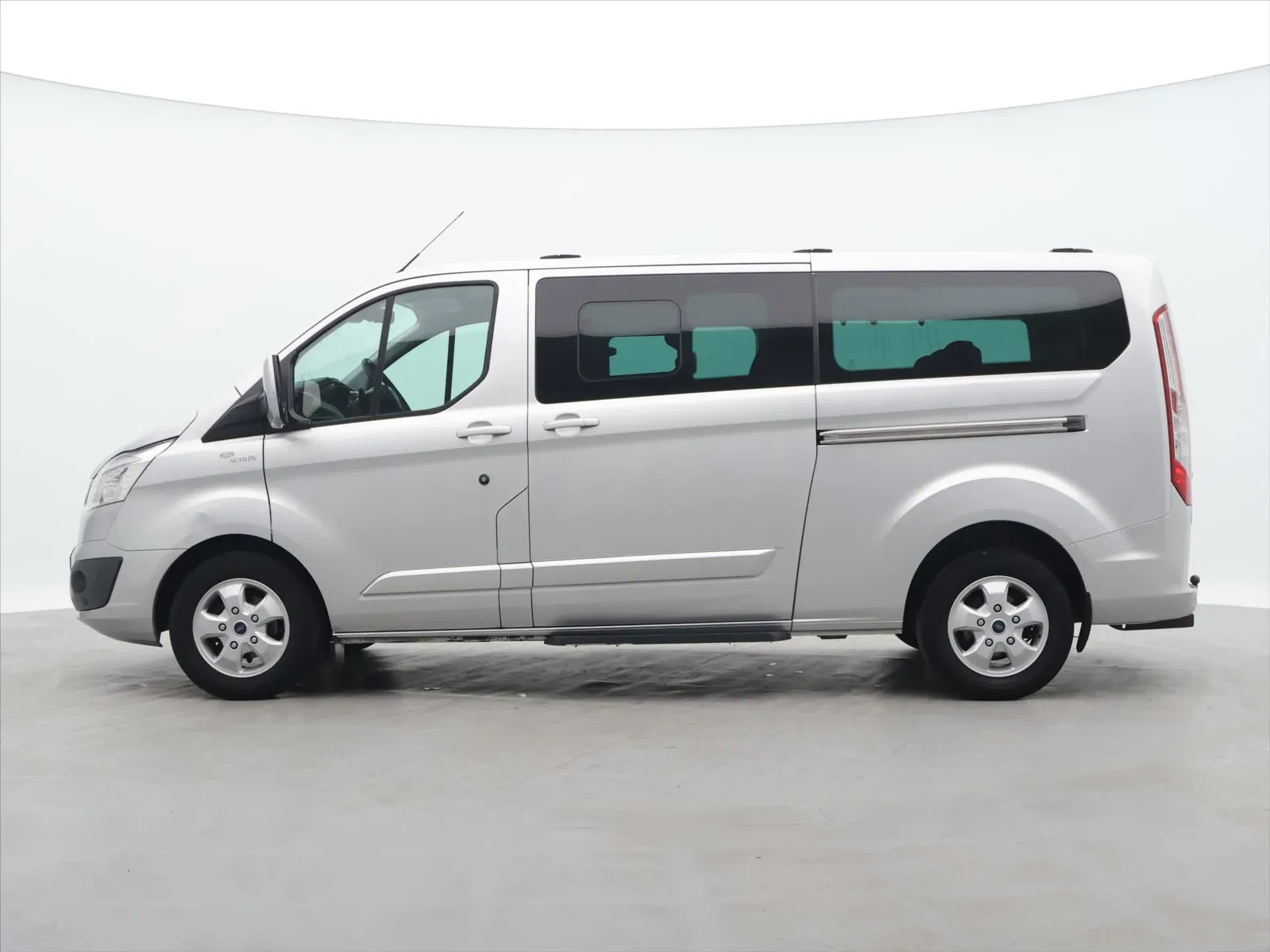 Ford Tourneo Custom - Náhled 4