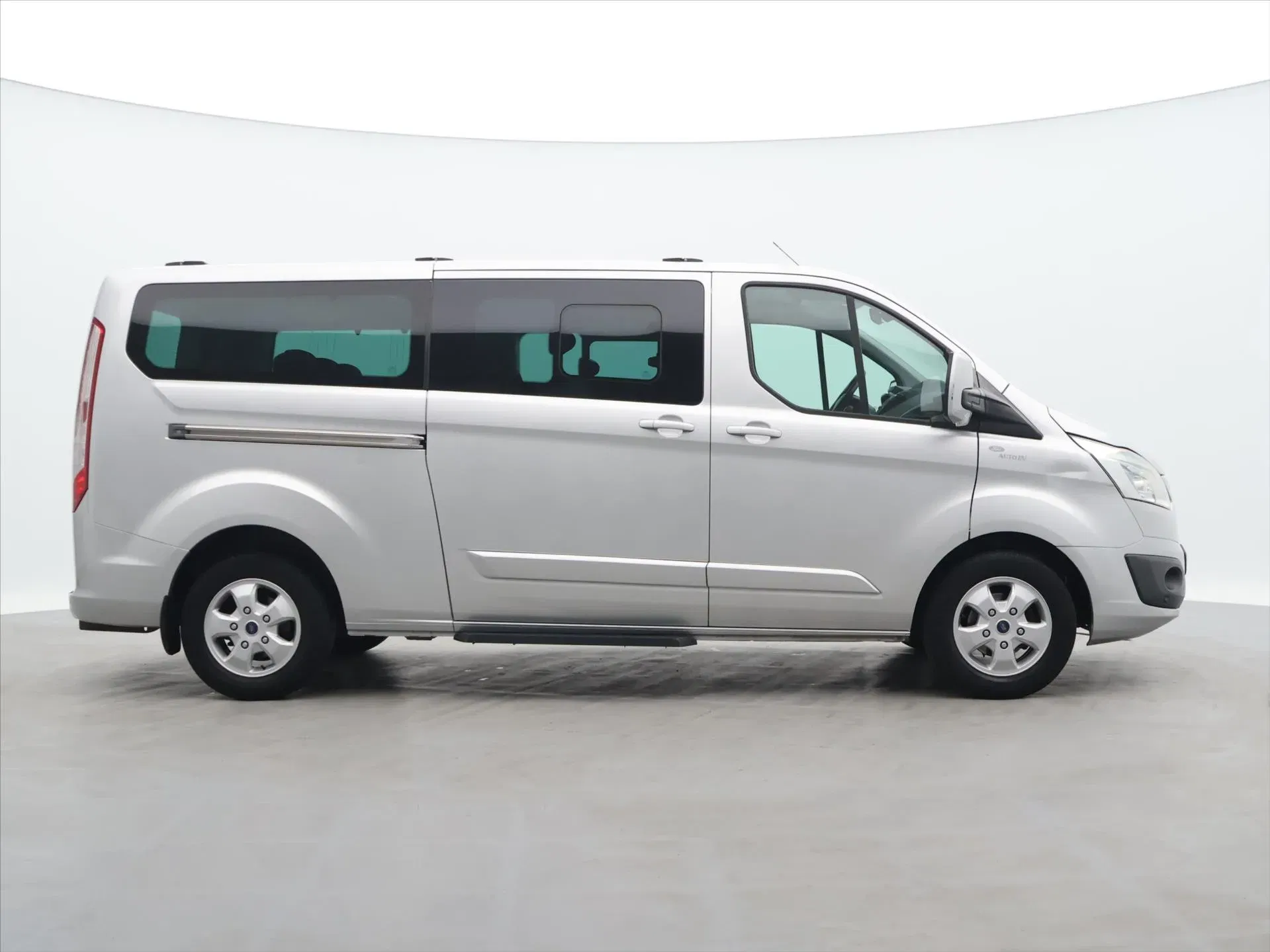 Ford Tourneo Custom - Náhled 8