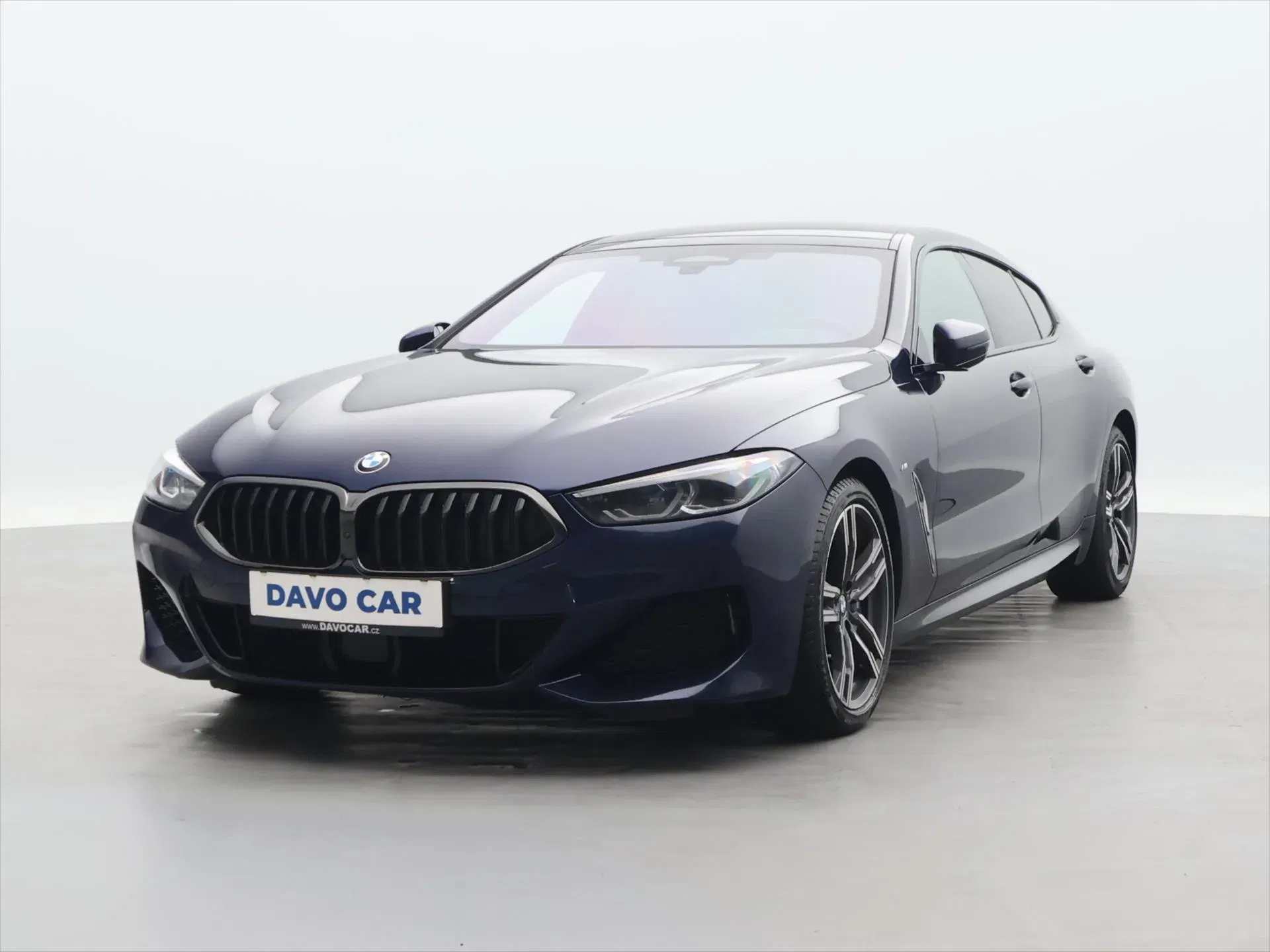 BMW Řada 8 - Náhled 3