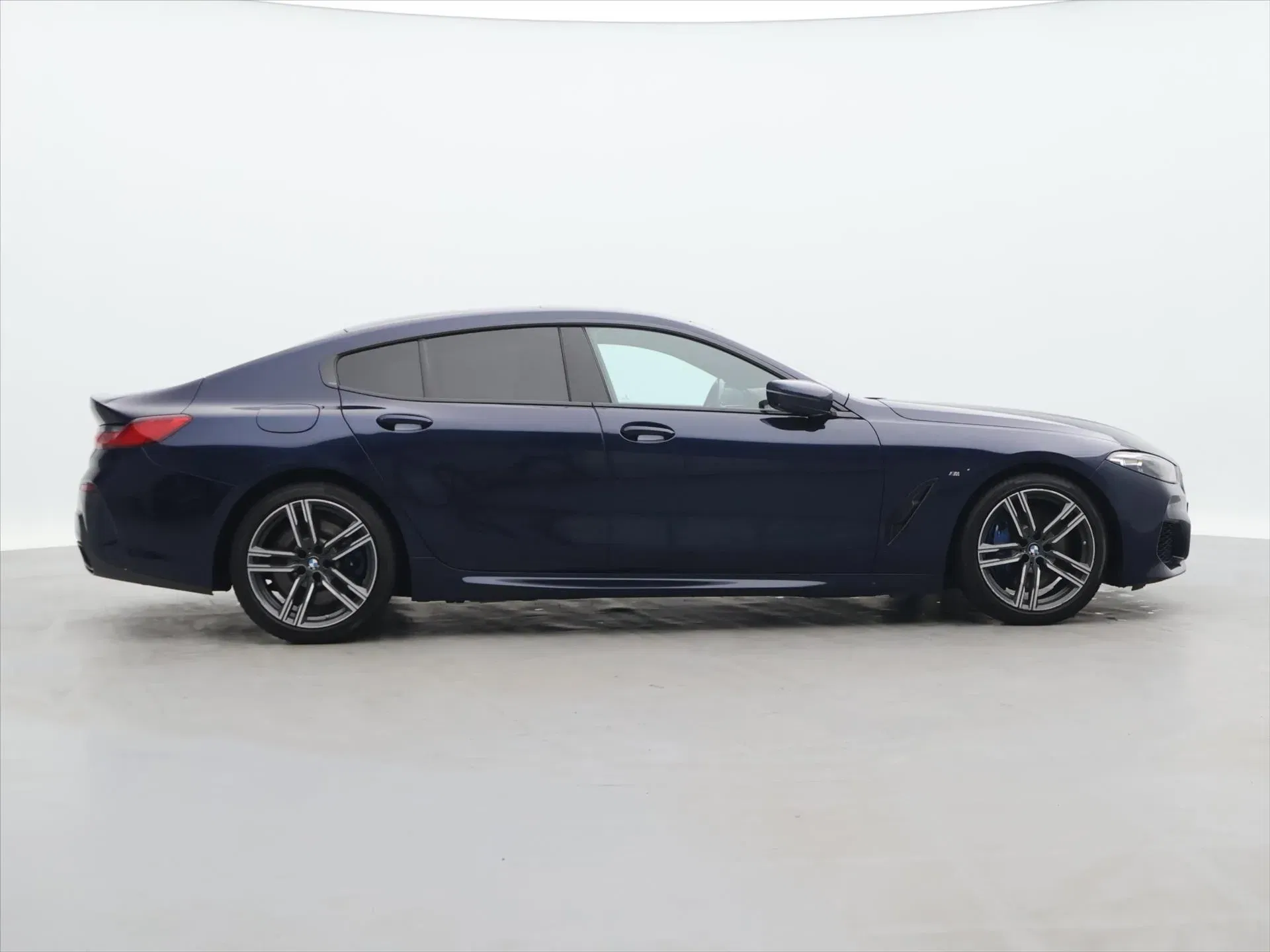 BMW Řada 8 - Náhled 8