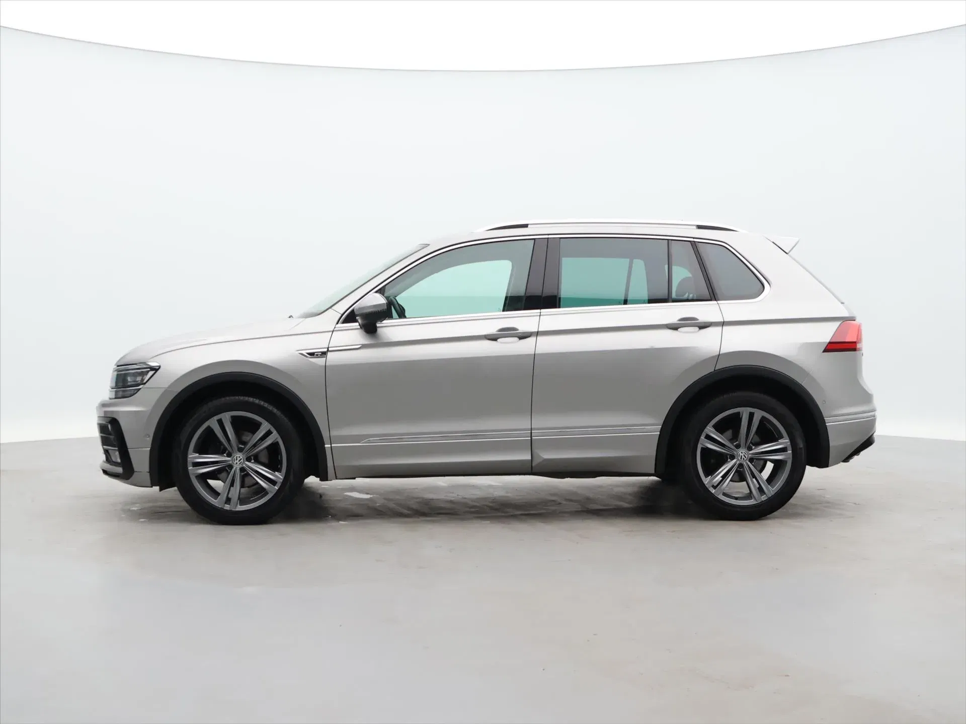Volkswagen Tiguan - Náhled 4