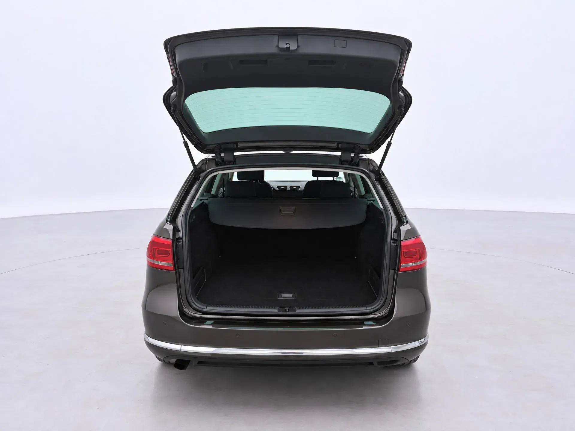 Volkswagen Passat - Náhled 8