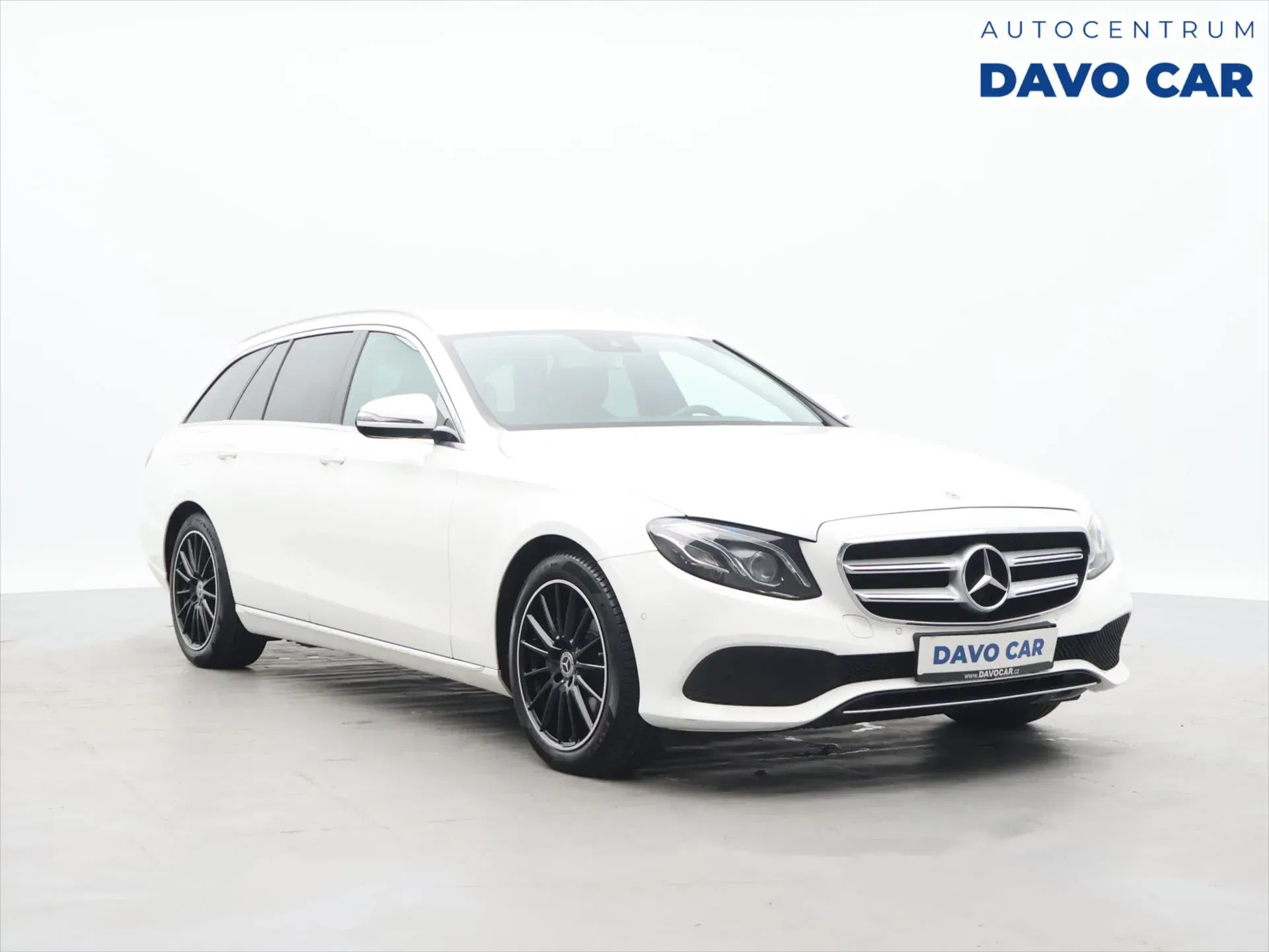 Mercedes-Benz Třídy E - Obrázek 1