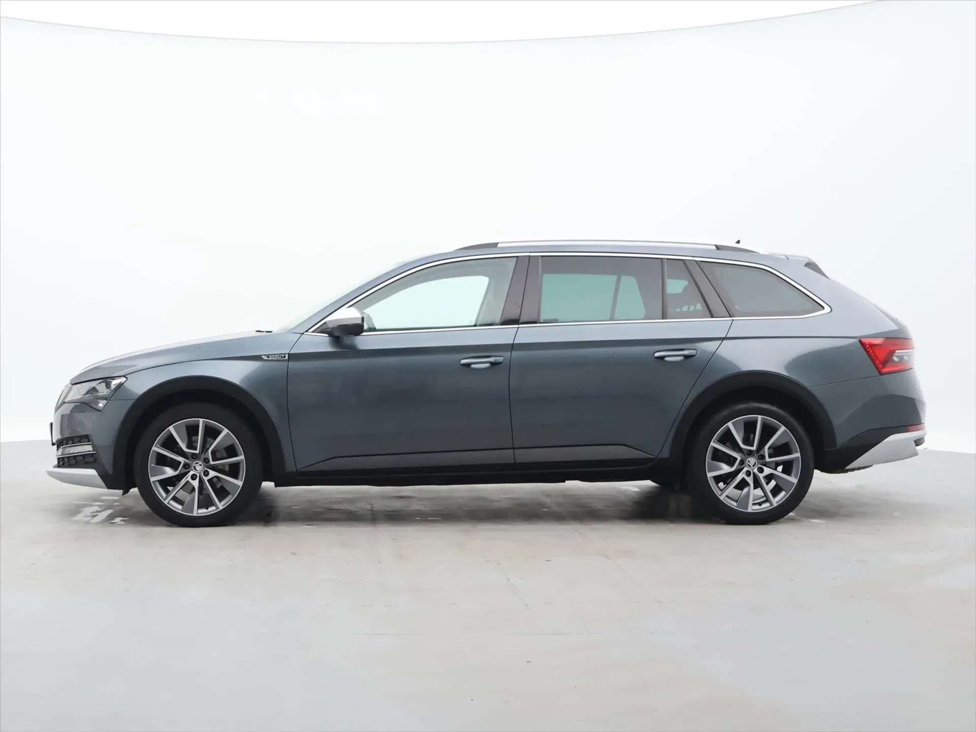 Škoda Superb - Náhled 4
