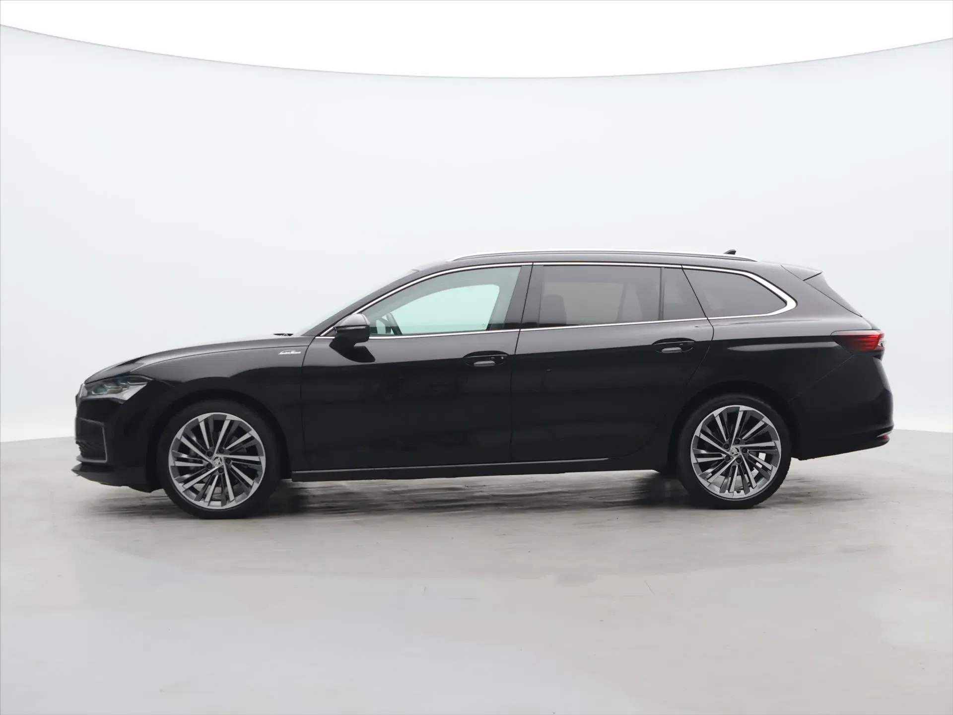 Škoda Superb - Náhled 4