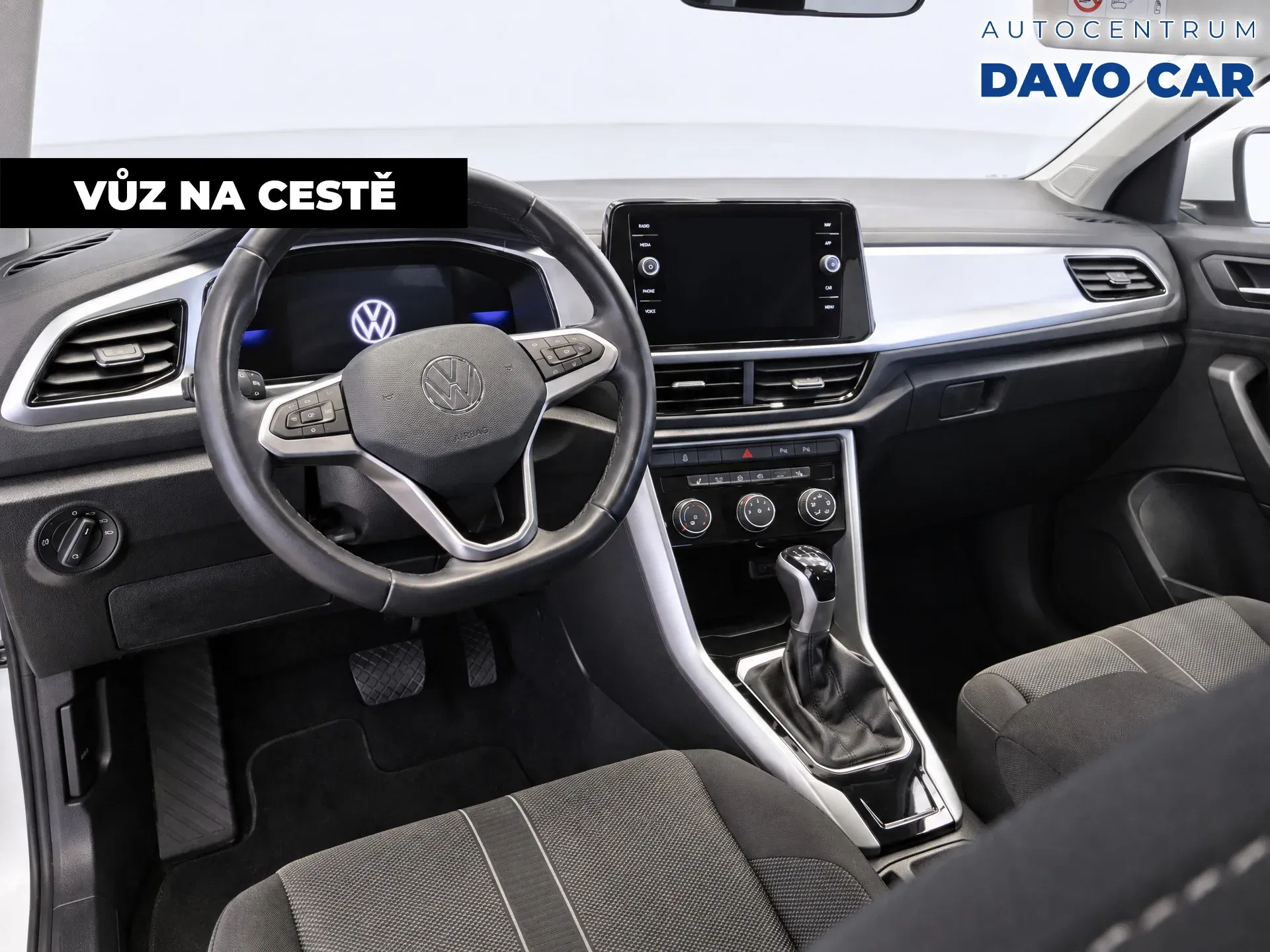 Volkswagen T-Roc - Náhled 3