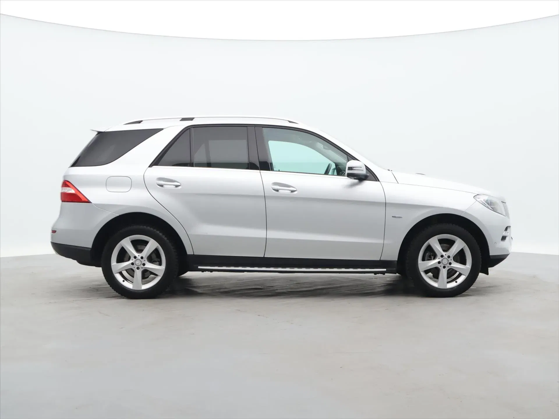 Mercedes-Benz Třídy M - Náhled 8