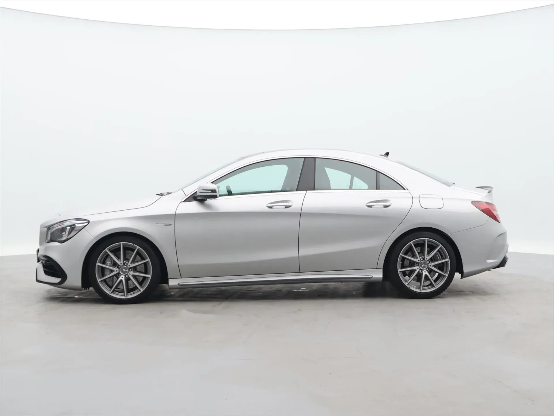 Mercedes-Benz CLA - Náhled 4