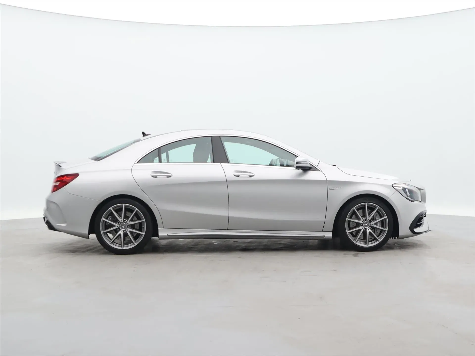 Mercedes-Benz CLA - Náhled 8