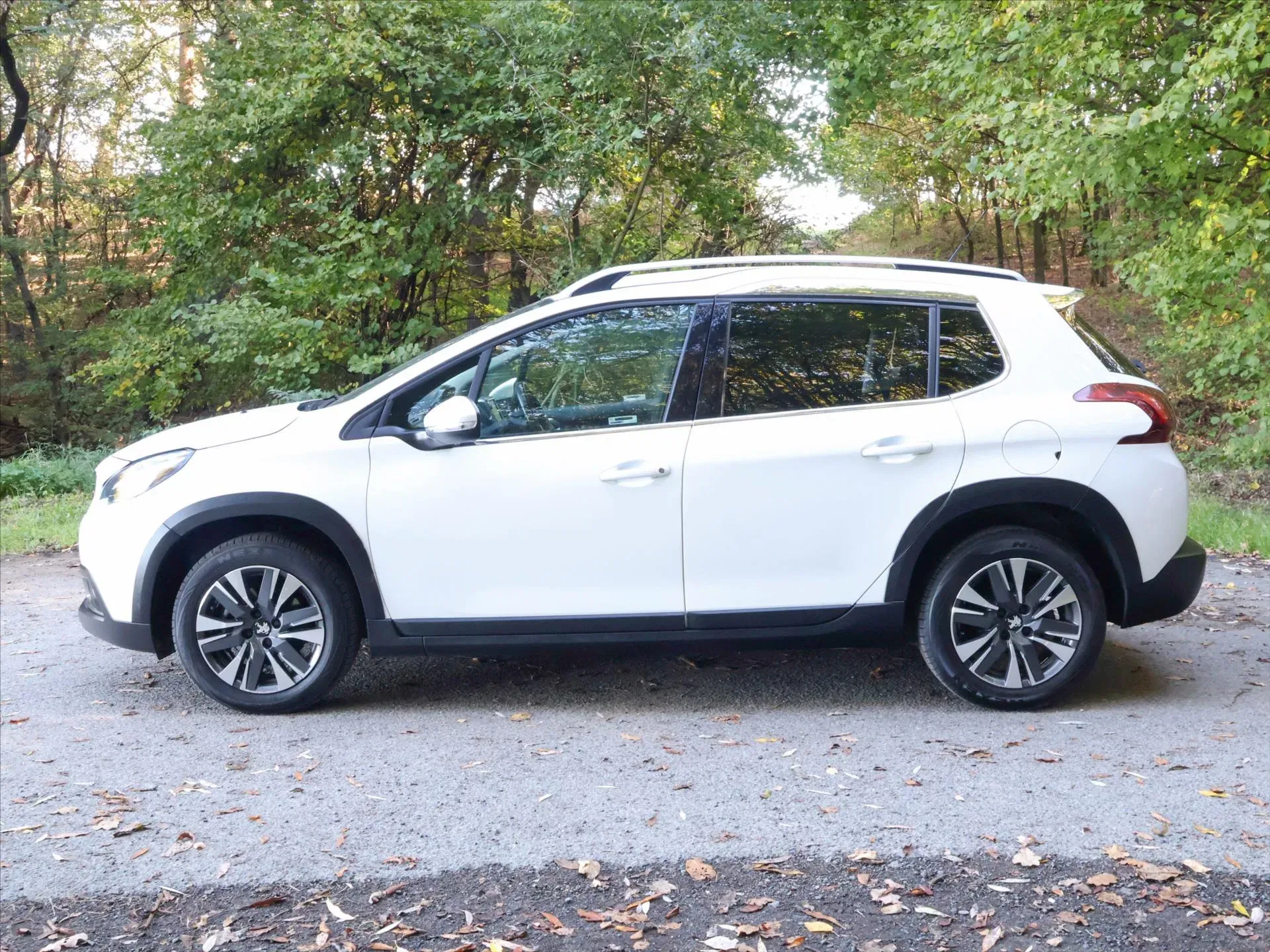 Peugeot 2008 - Náhled 4
