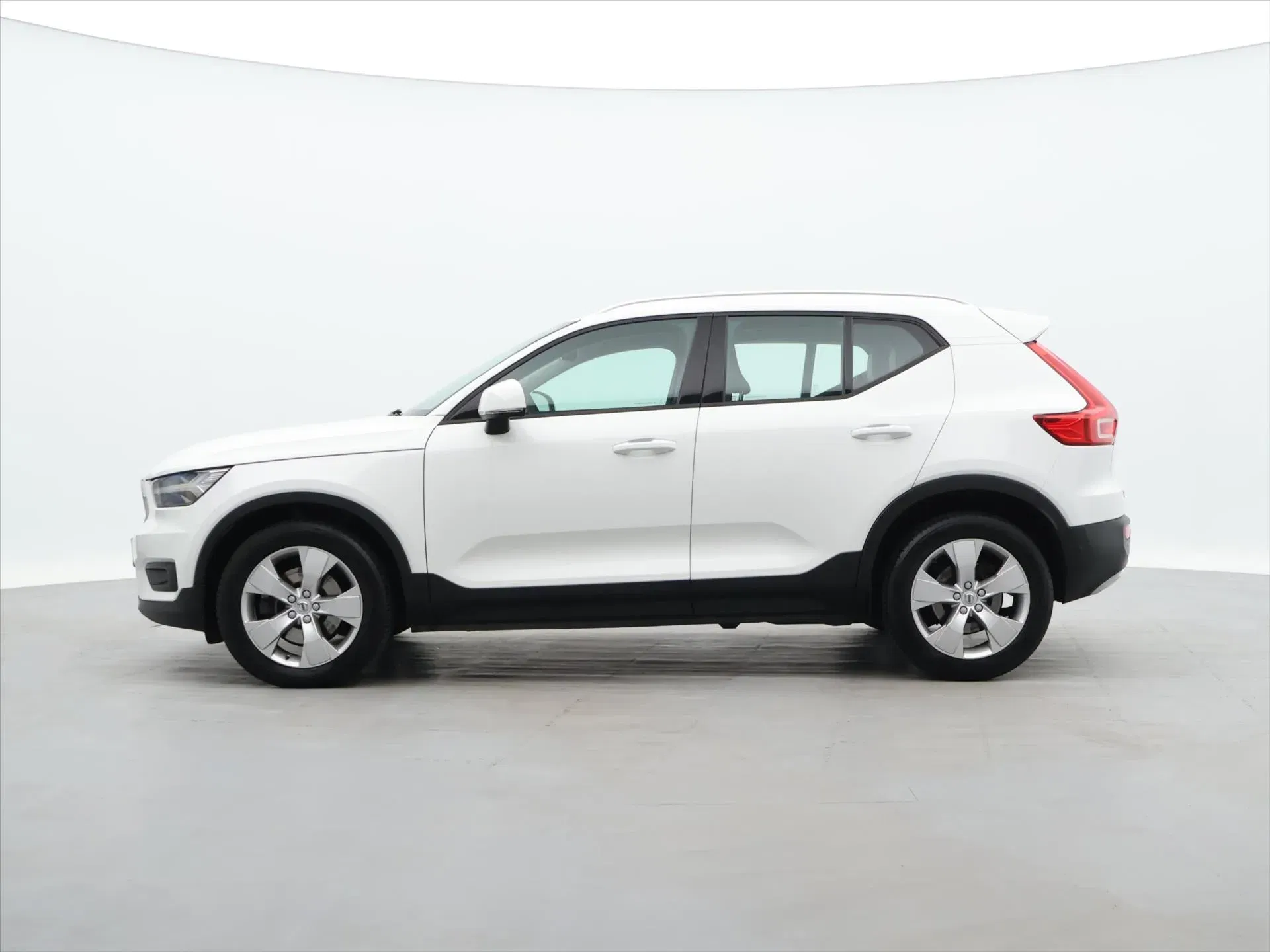 Volvo XC40 - Náhled 4