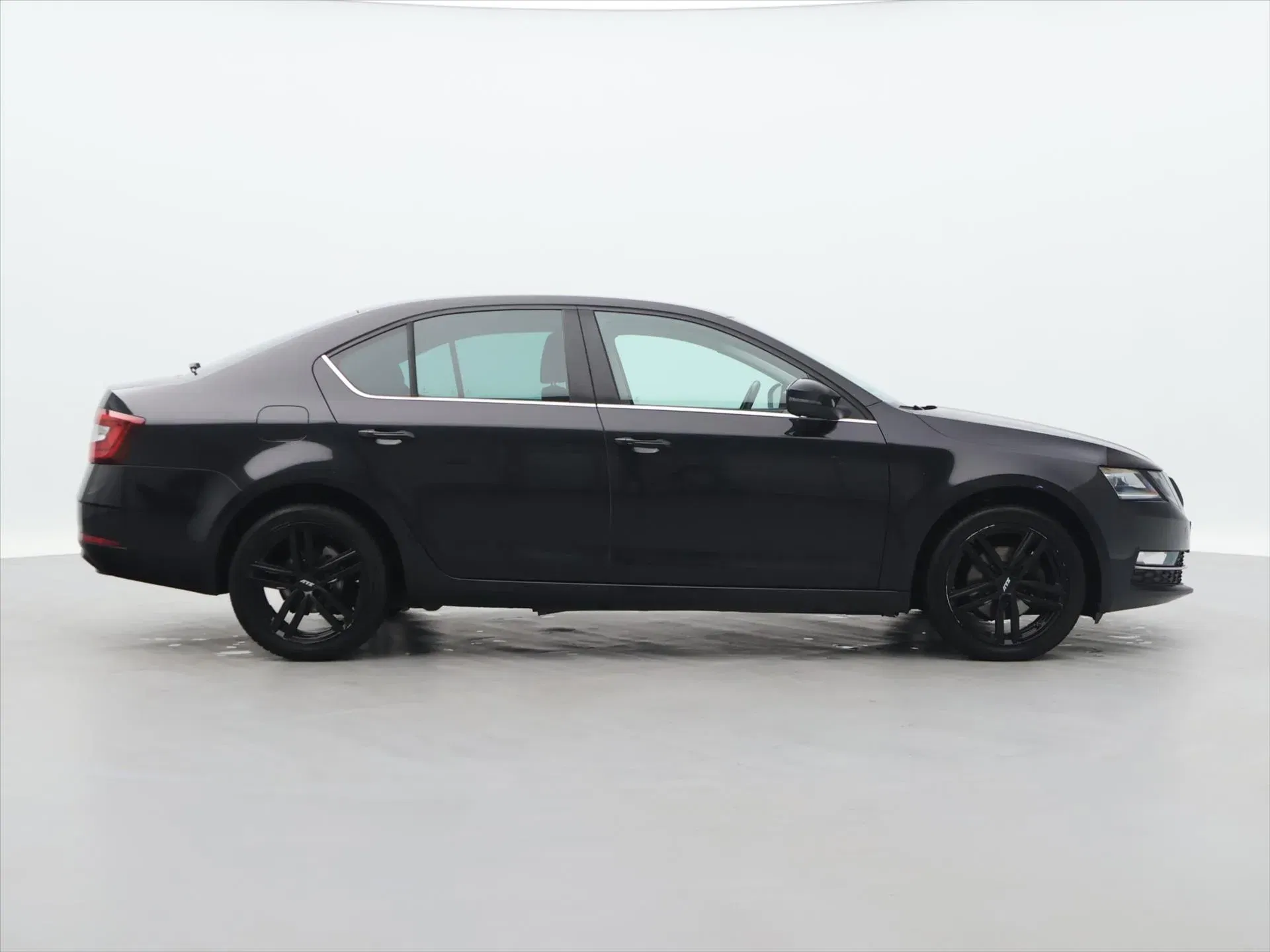 Škoda Octavia - Náhled 8