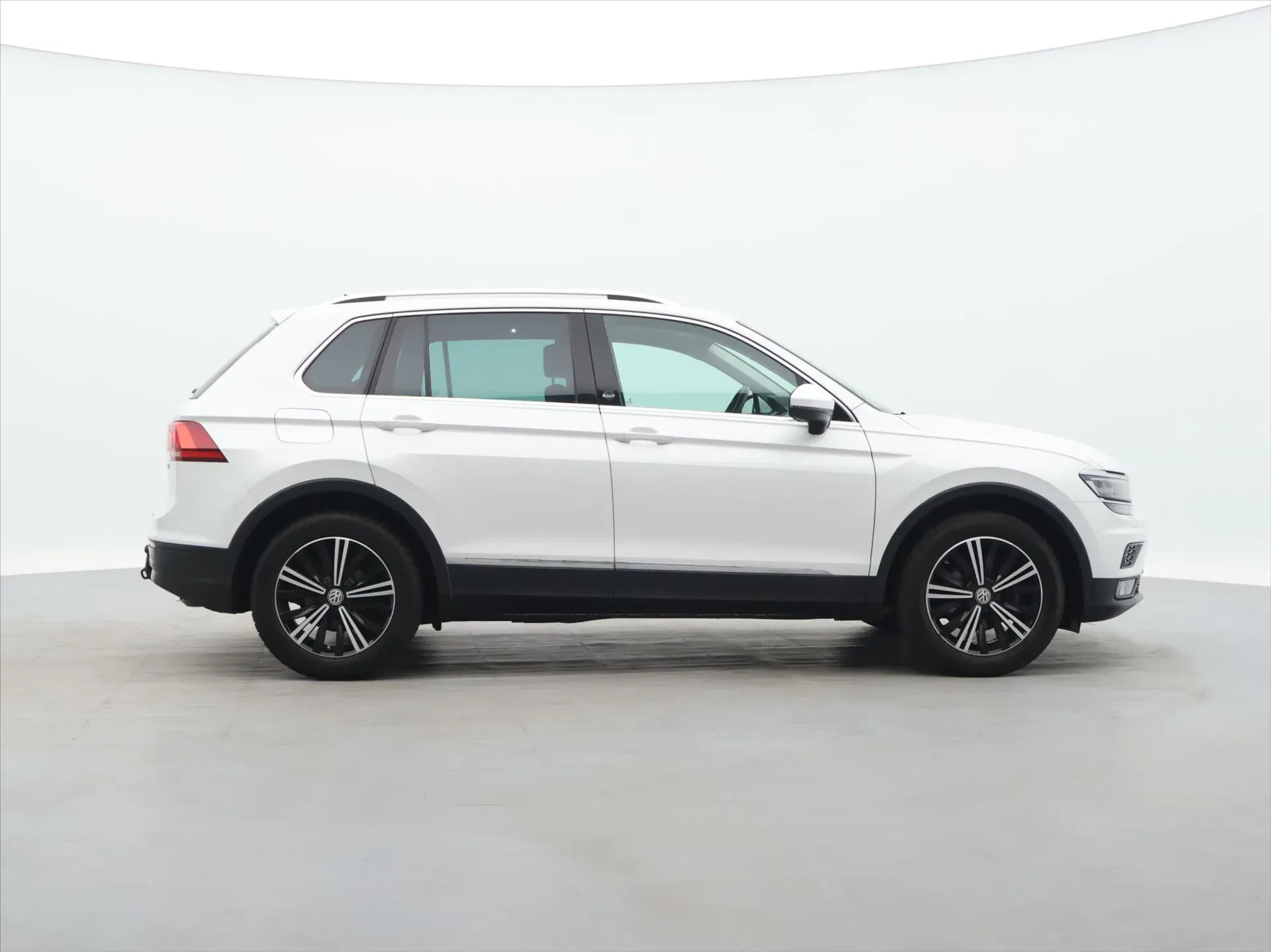 Volkswagen Tiguan - Náhled 8