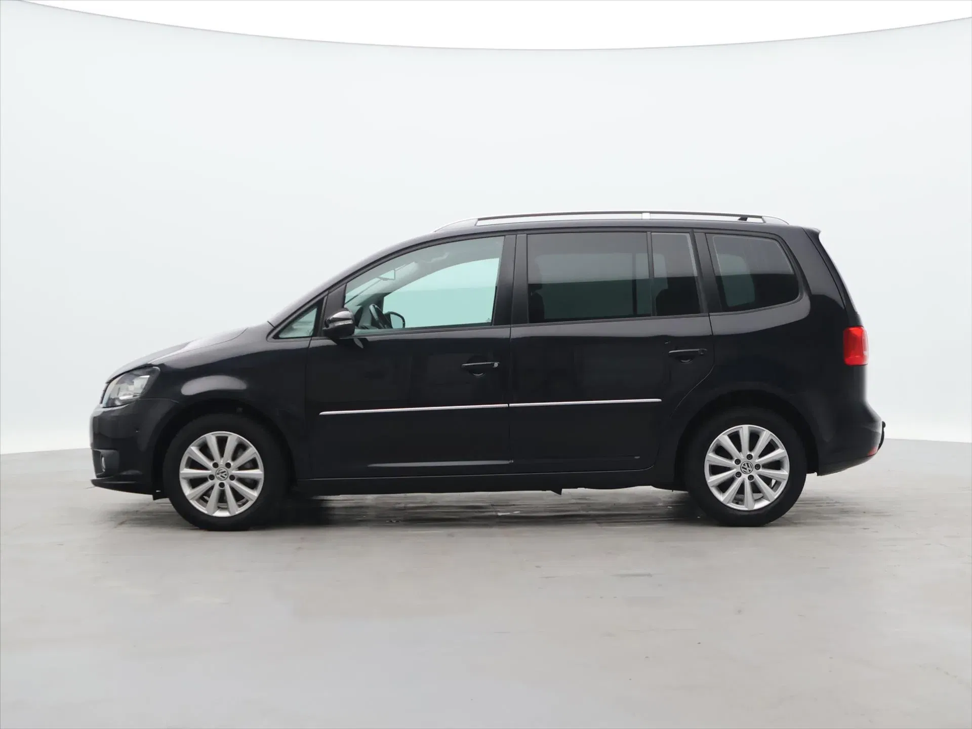 Volkswagen Touran - Náhled 4