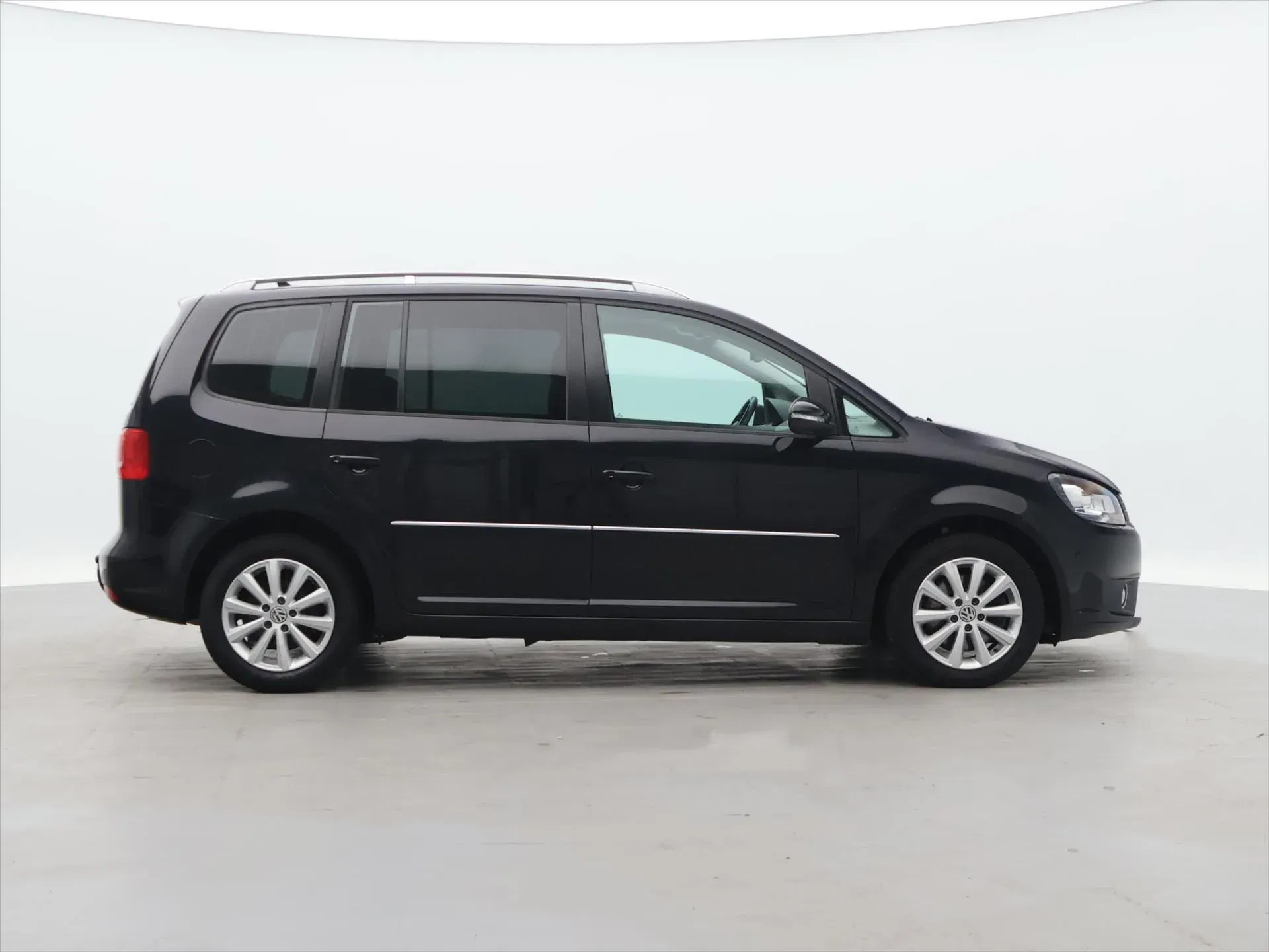 Volkswagen Touran - Náhled 8
