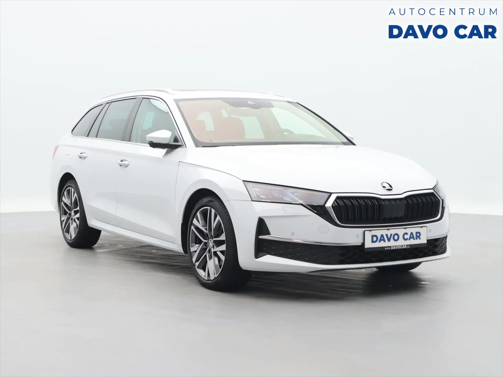 Škoda Octavia – fotografie 1