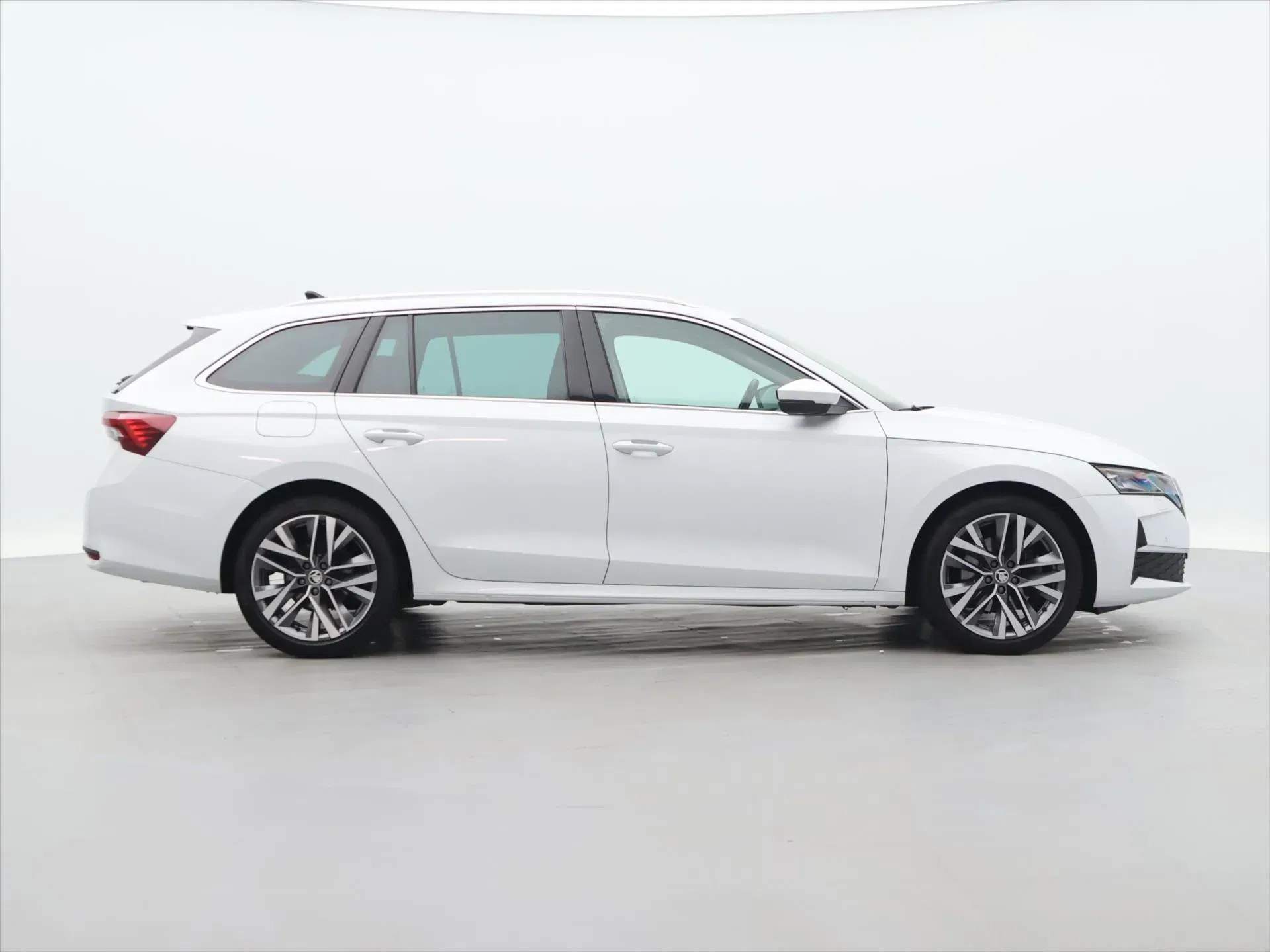 Škoda Octavia - Náhled 8
