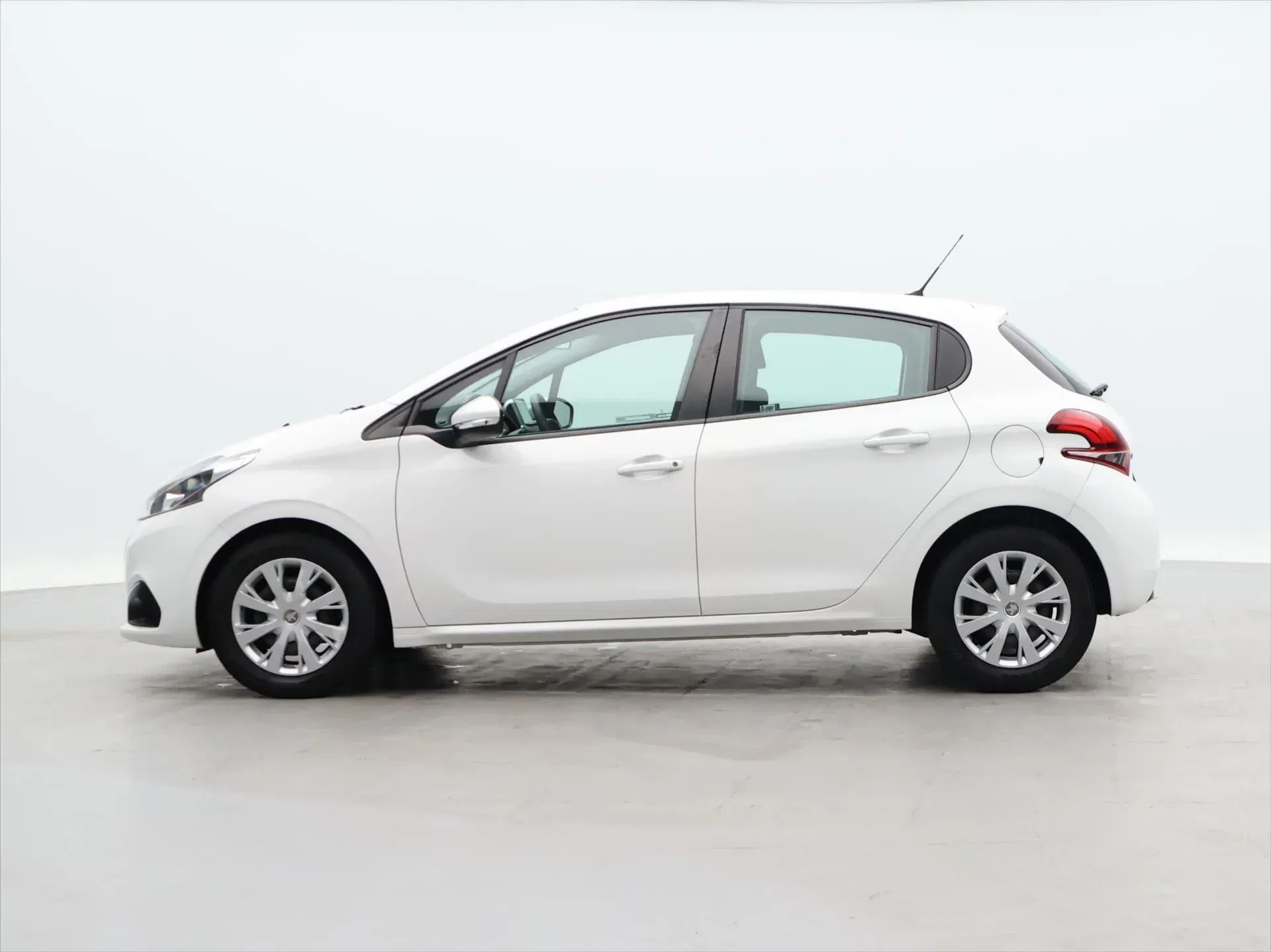 Peugeot 208 - Náhled 4
