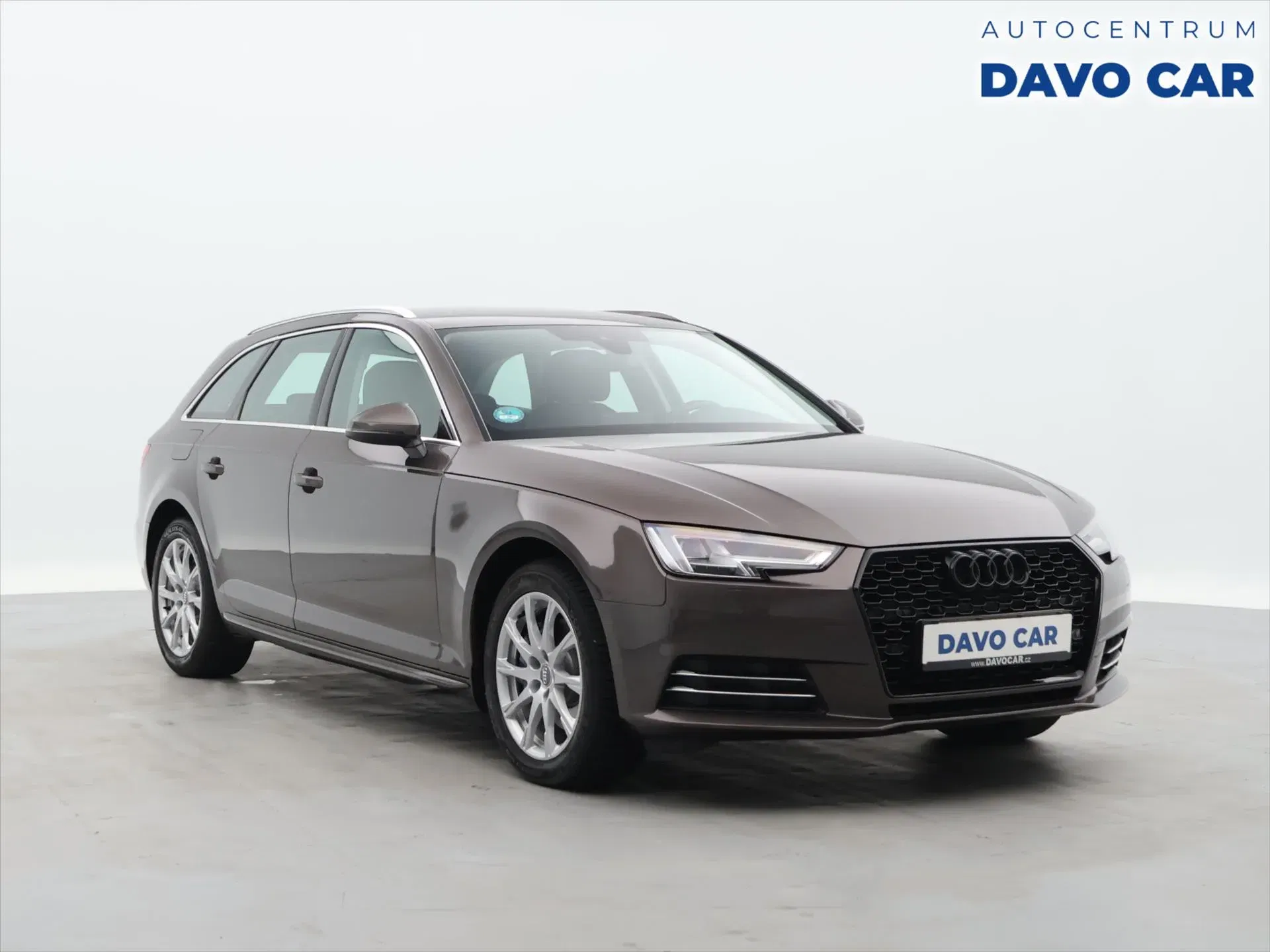 Audi A4 – fotografie 1