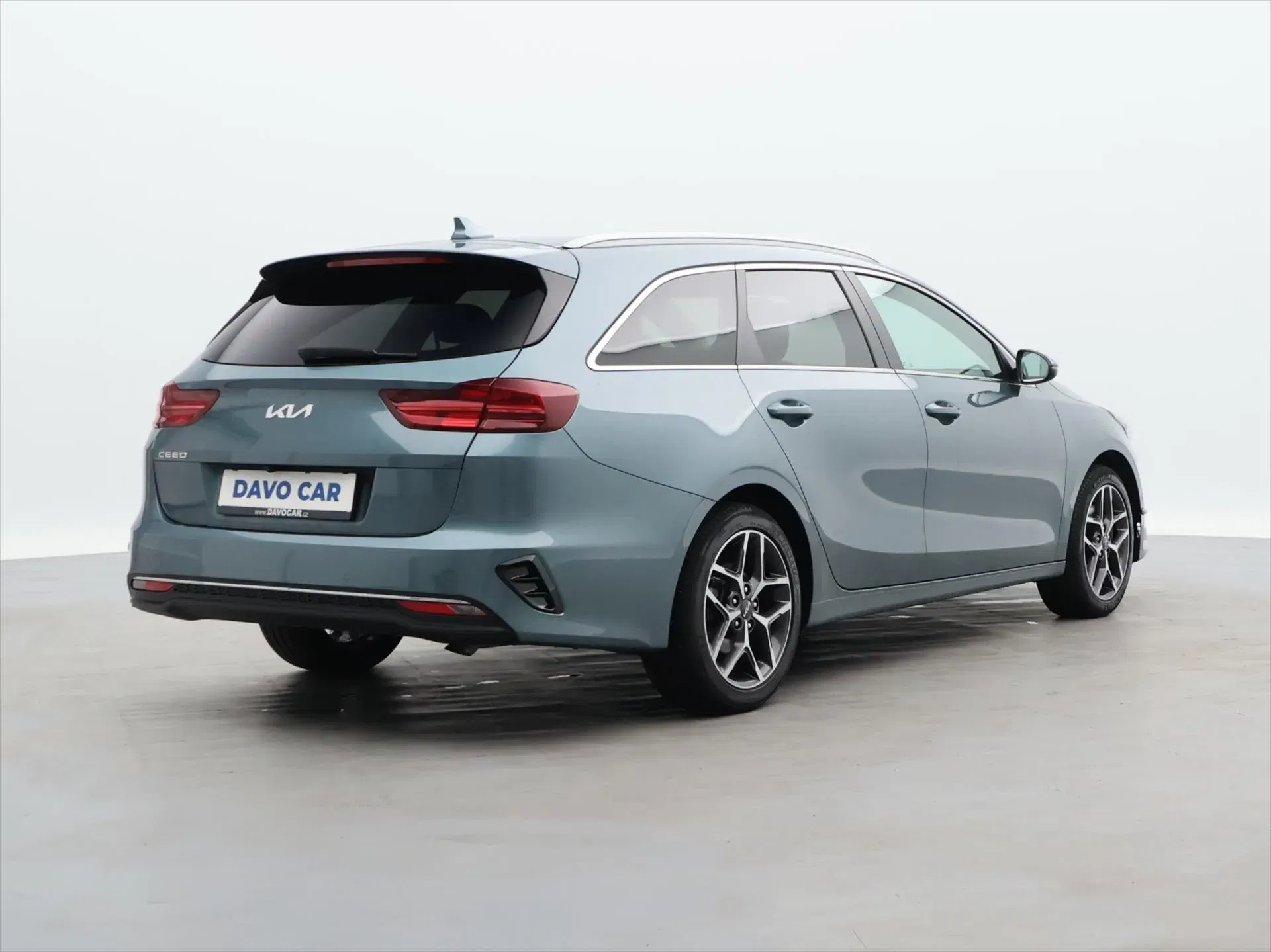Kia Ceed SW - Náhled 7
