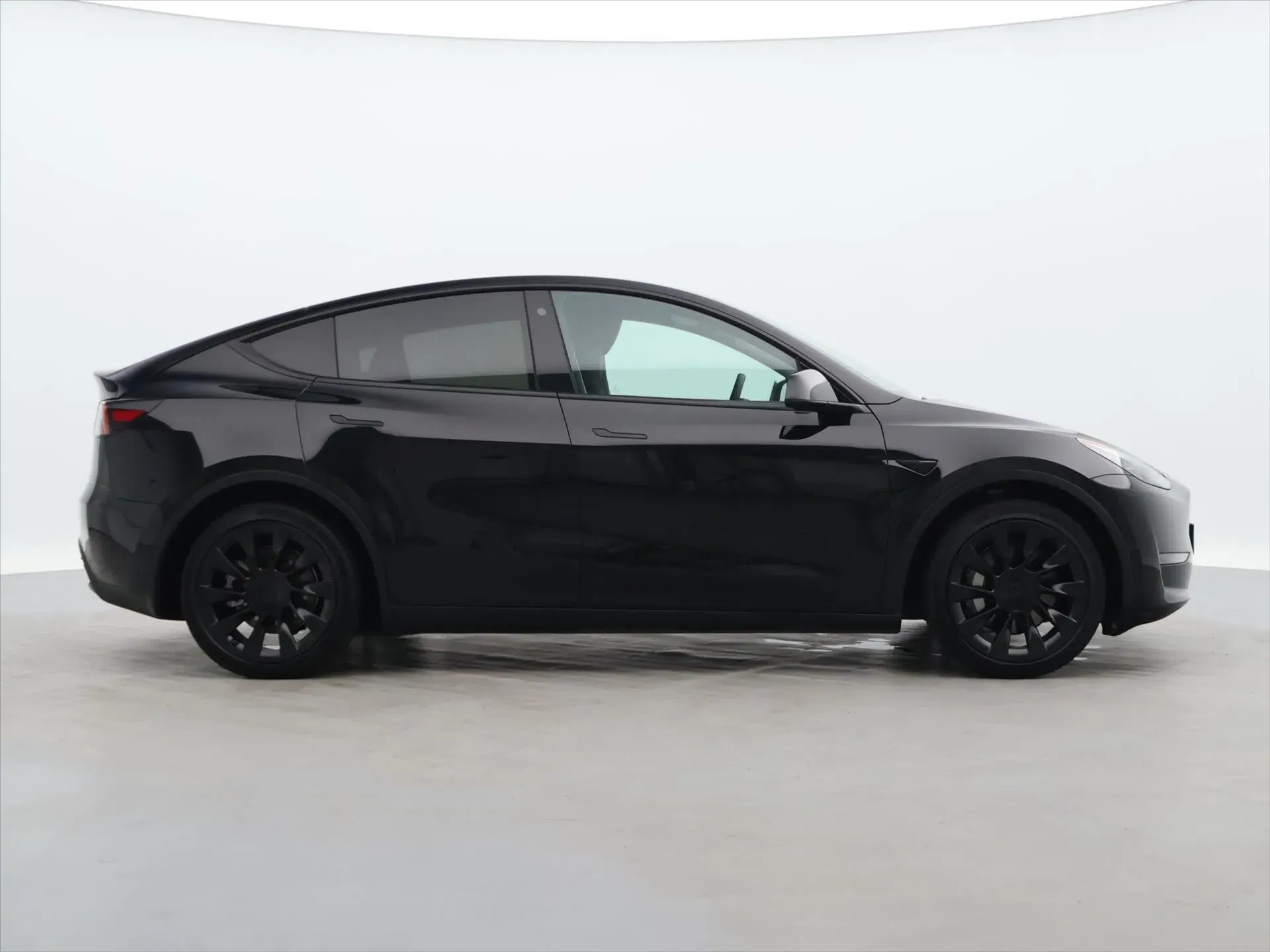Tesla Model Y - Náhled 8