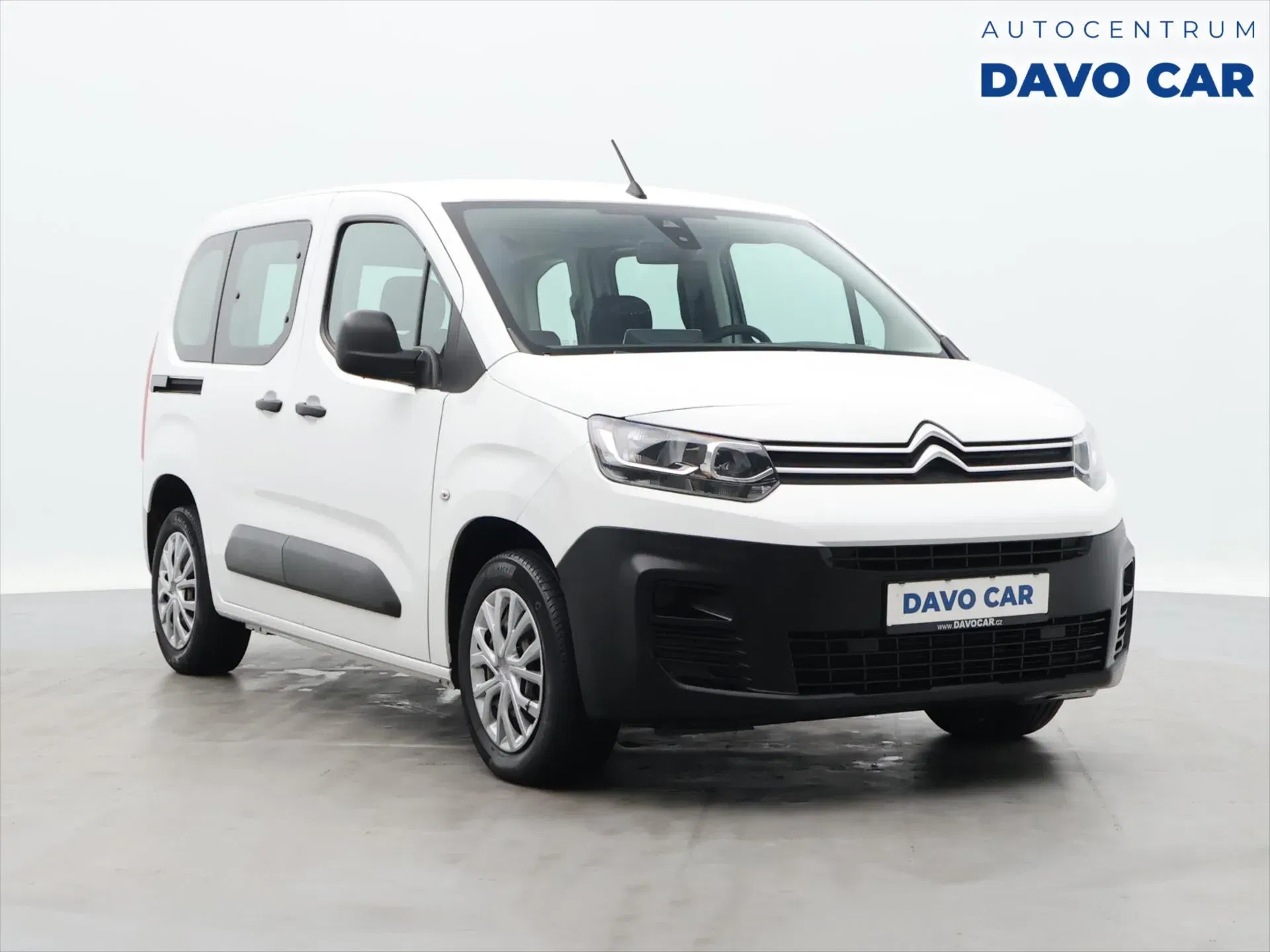 Citroën Berlingo 1,5 BlueHDI 75kW Multispace CZ DPH, 2022