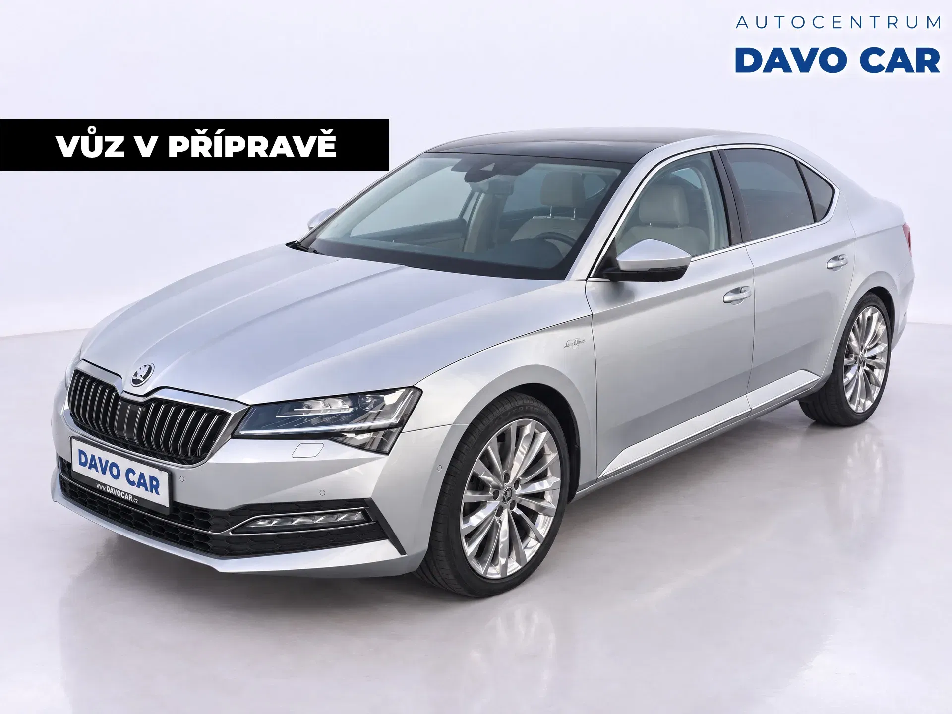 Škoda Superb – fotografie 1