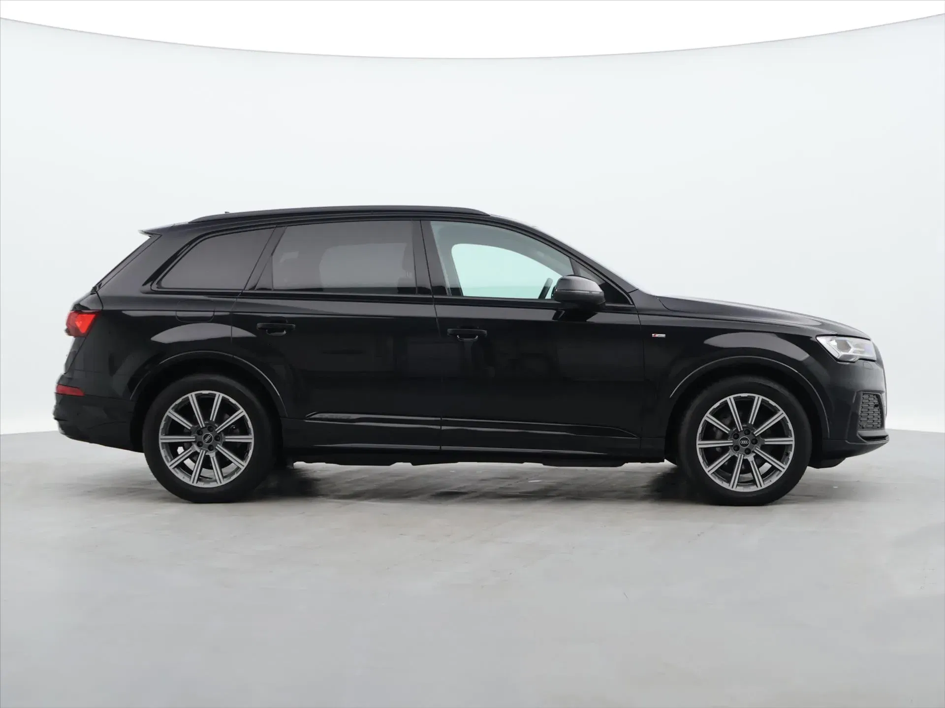 Audi Q7 - Náhled 8