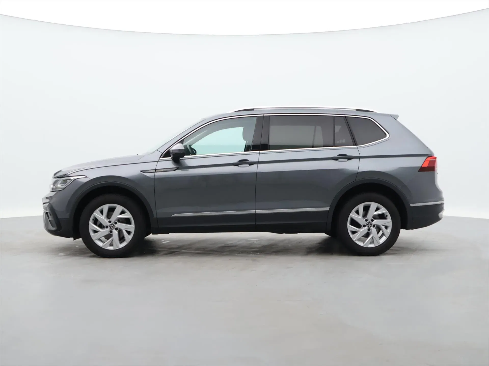 Volkswagen Tiguan - Náhled 4