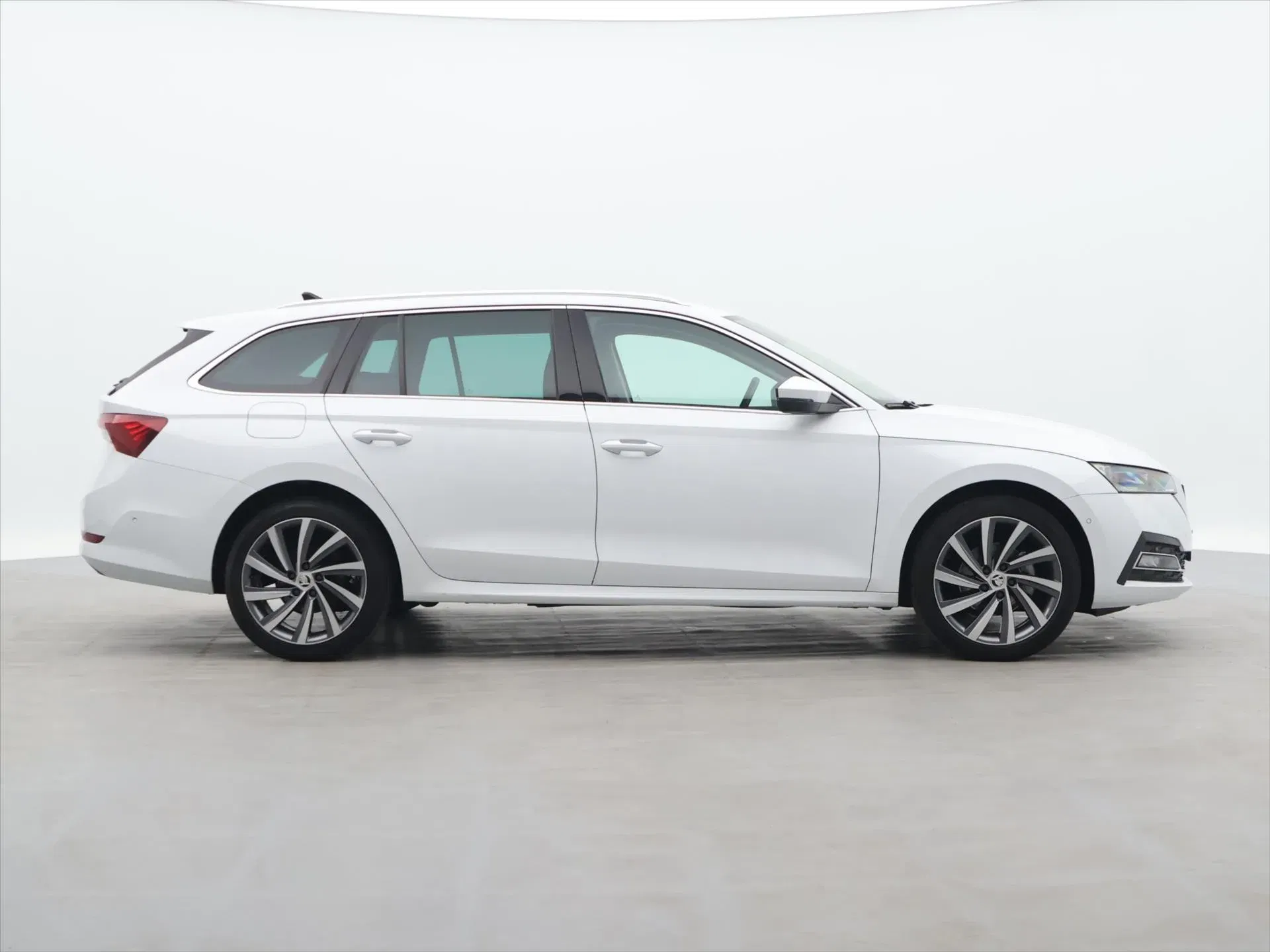 Škoda Octavia - Náhled 8