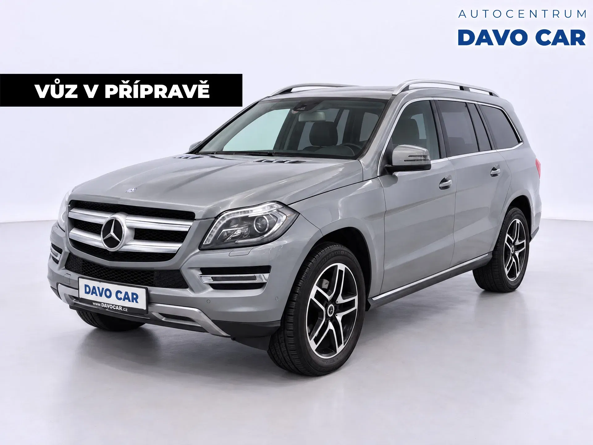 Mercedes-Benz GL – fotografie 1