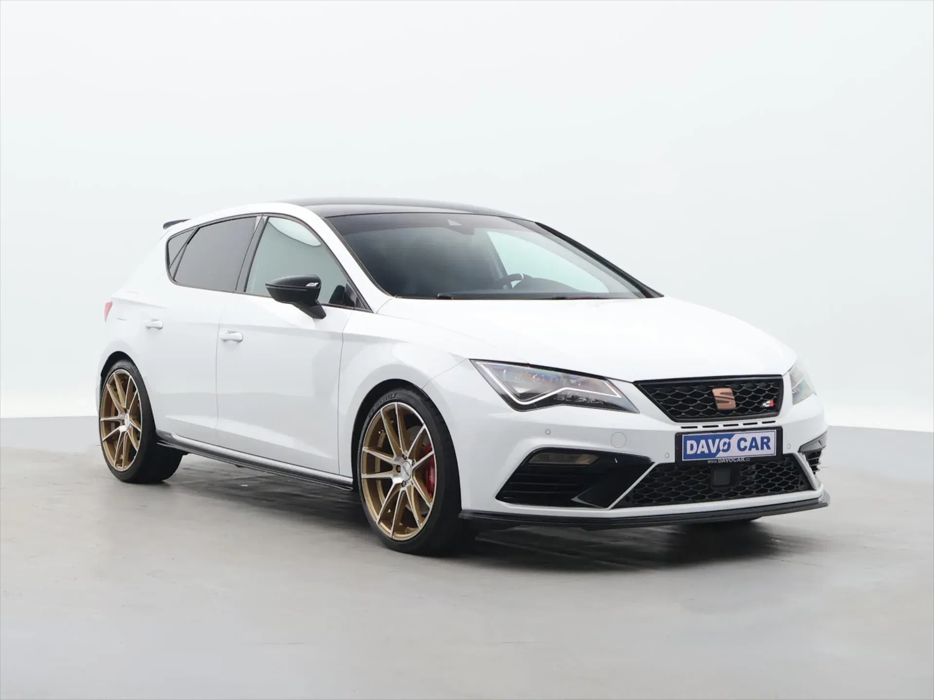 Seat Leon 2,0 TSI 221kW LED Cupra, 2017