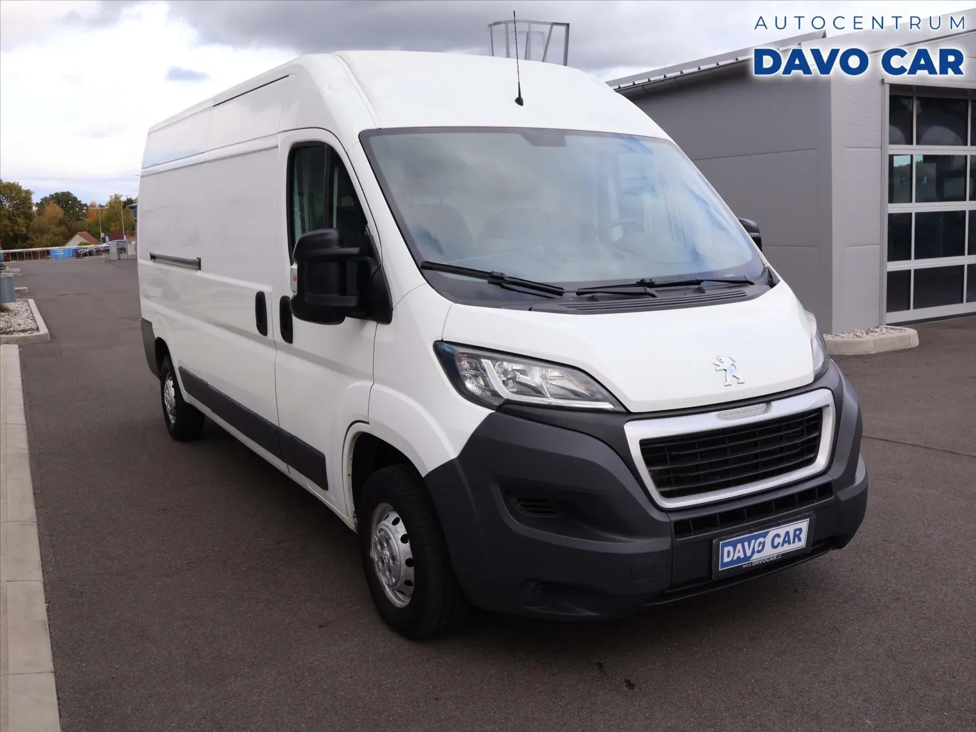 Peugeot Boxer 2,0 BlueHDi 120kW DPH L3H2 CZ, 2017
