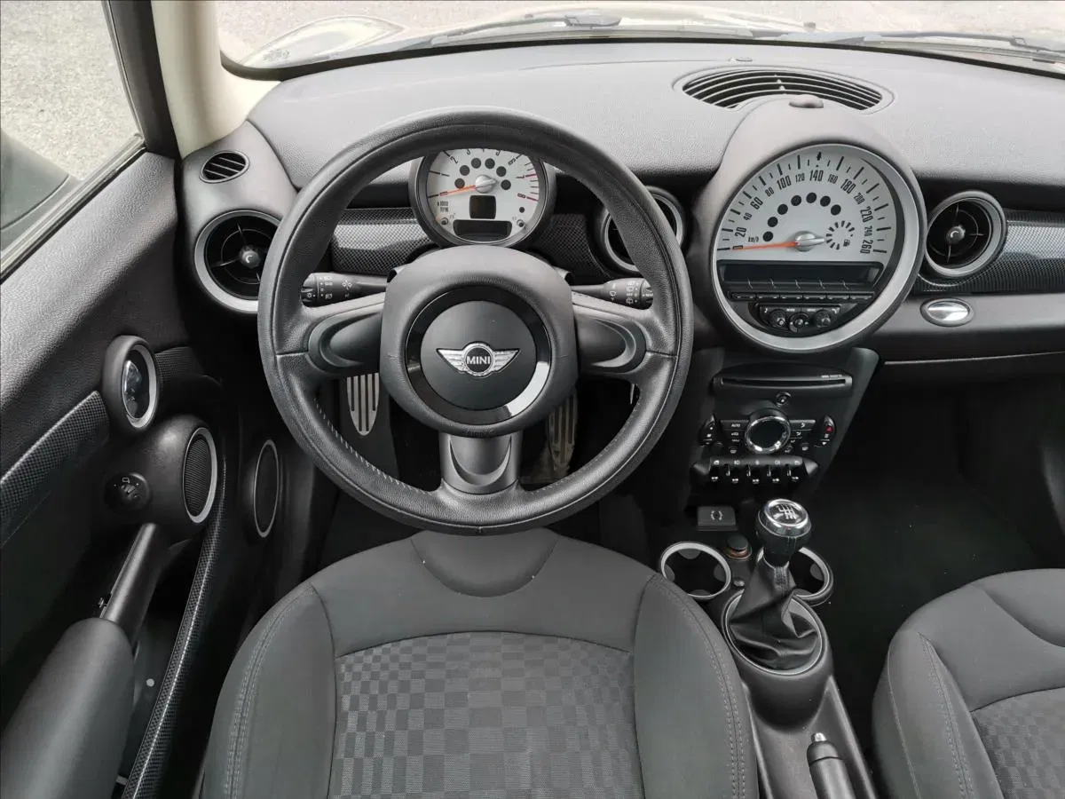Mini Cooper S - Náhled 6