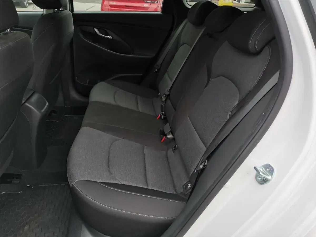 Hyundai i30 - Náhled 8