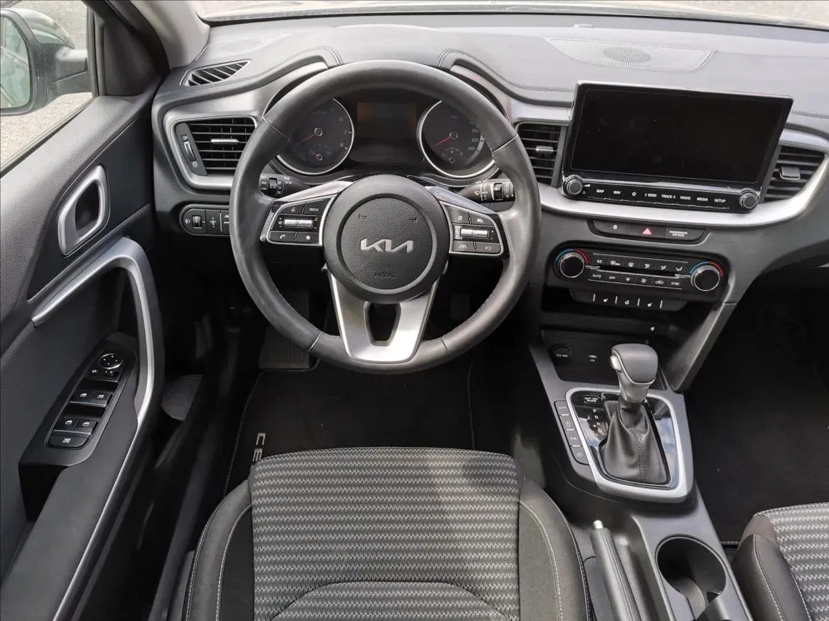 Kia Ceed - Náhled 6