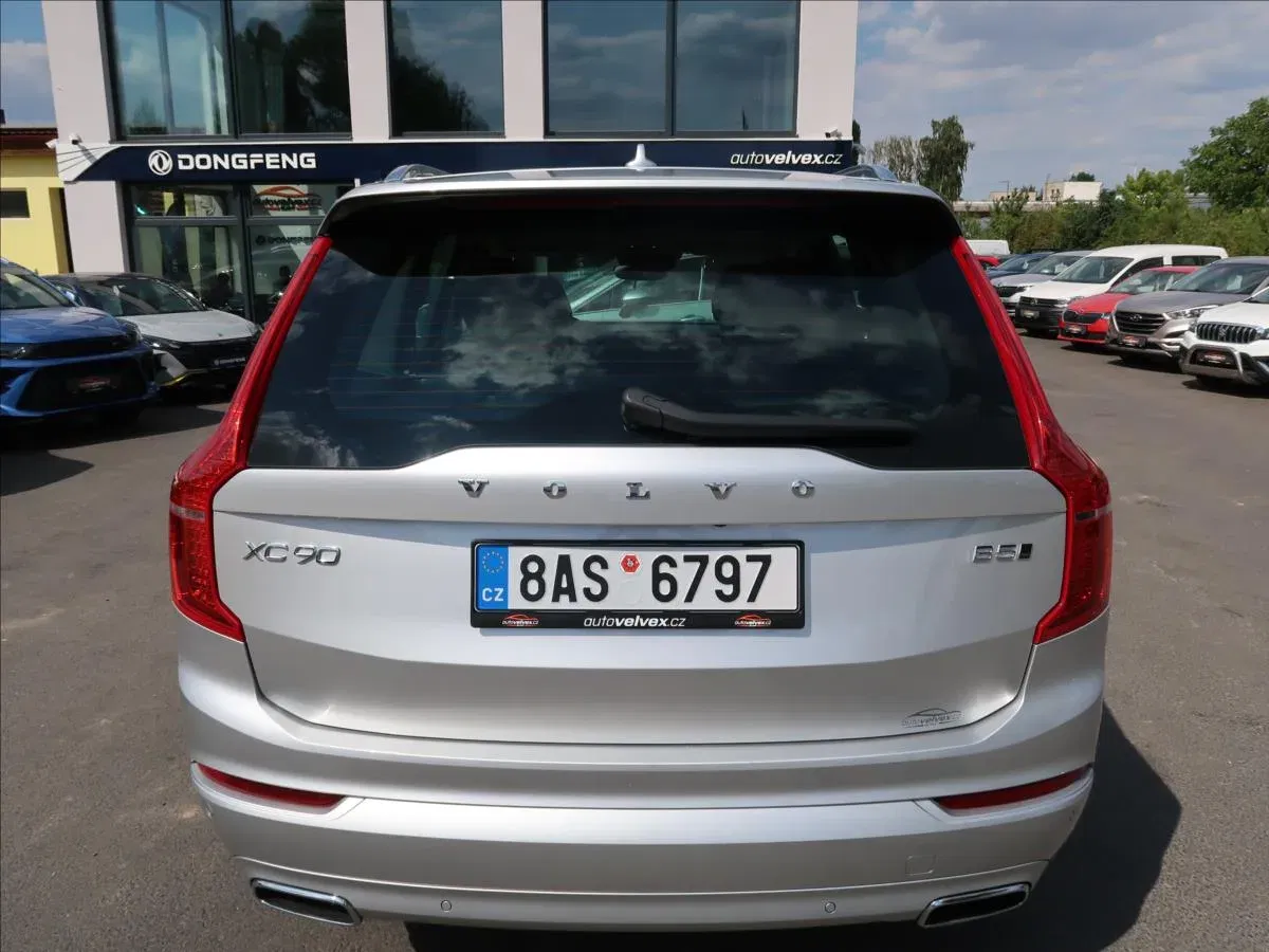 Volvo XC90 - Náhled 8