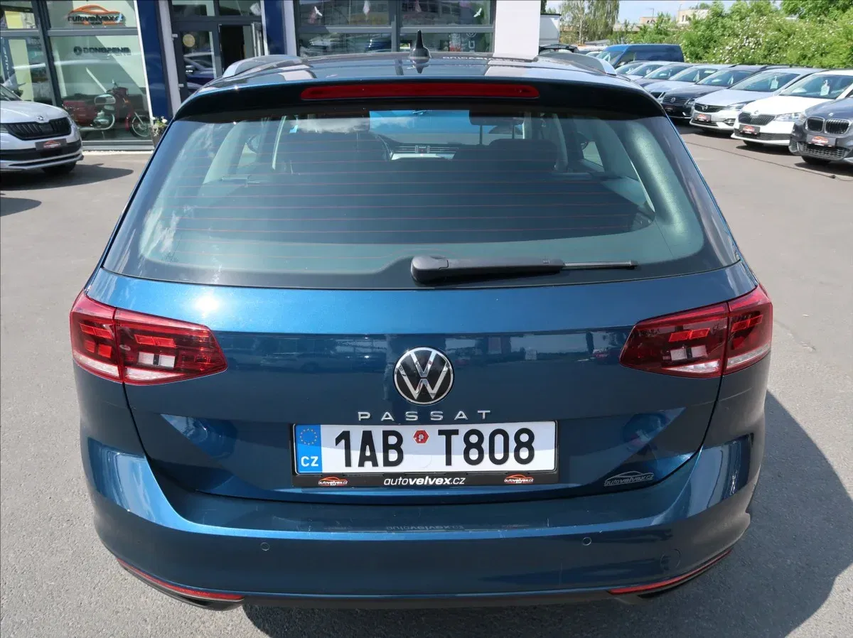 Volkswagen Passat - Náhled 8