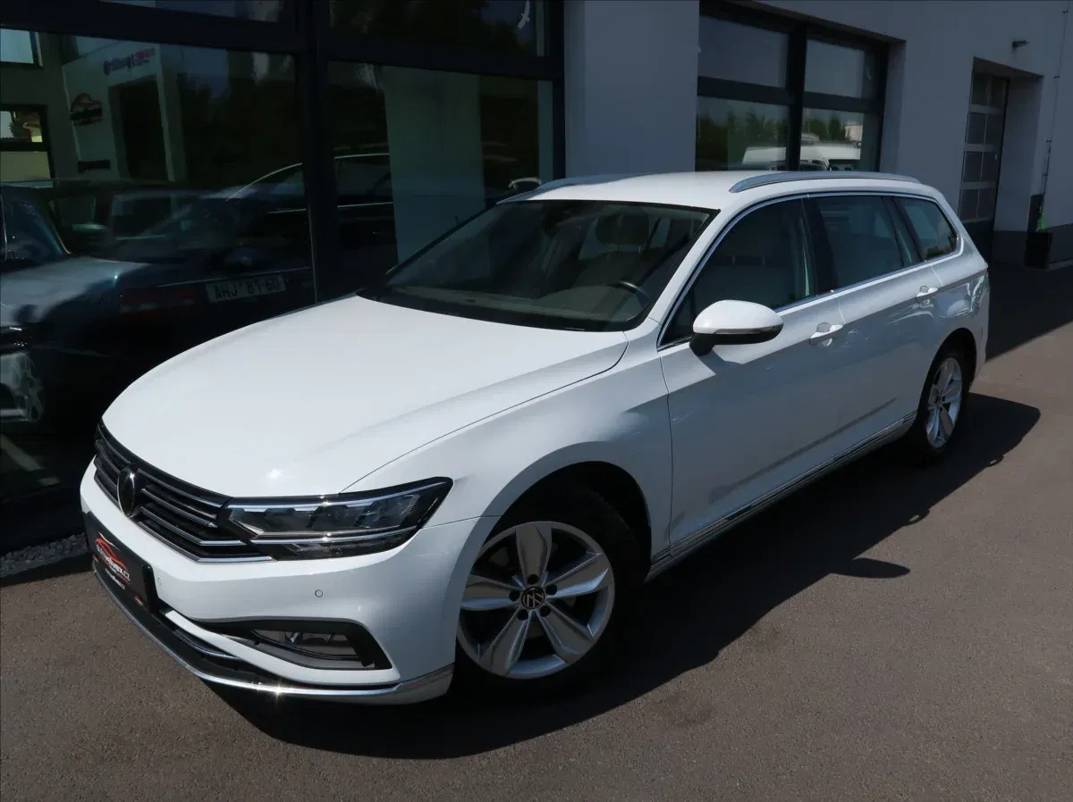 Volkswagen Passat - Obrázek 1