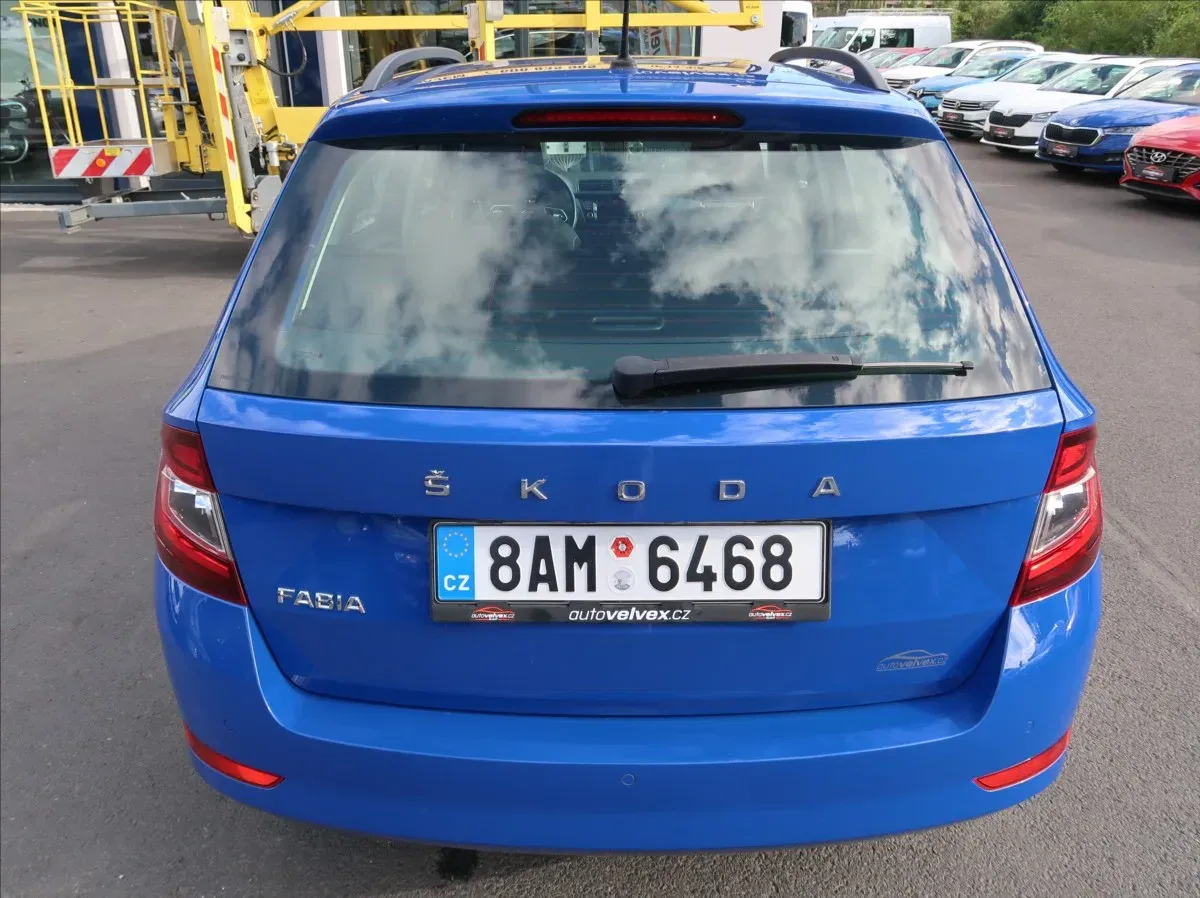 Škoda Fabia - Náhled 8