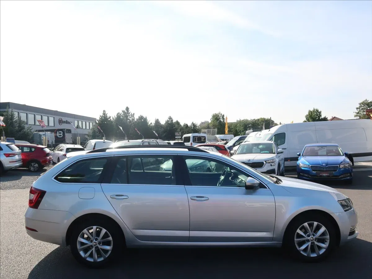 Škoda Octavia - Náhled 5