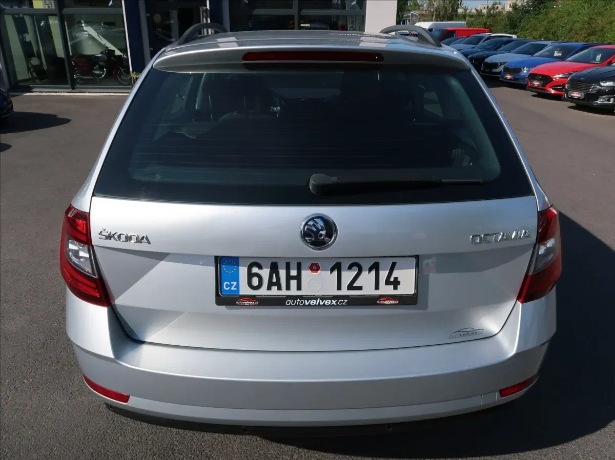 Škoda Octavia - Náhled 8