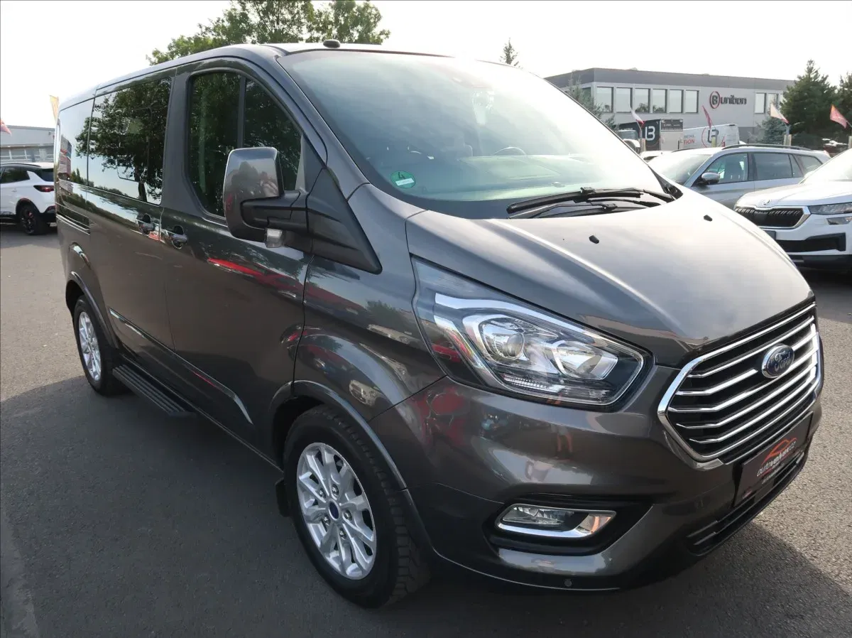 Ford Tourneo Custom - Náhled 2
